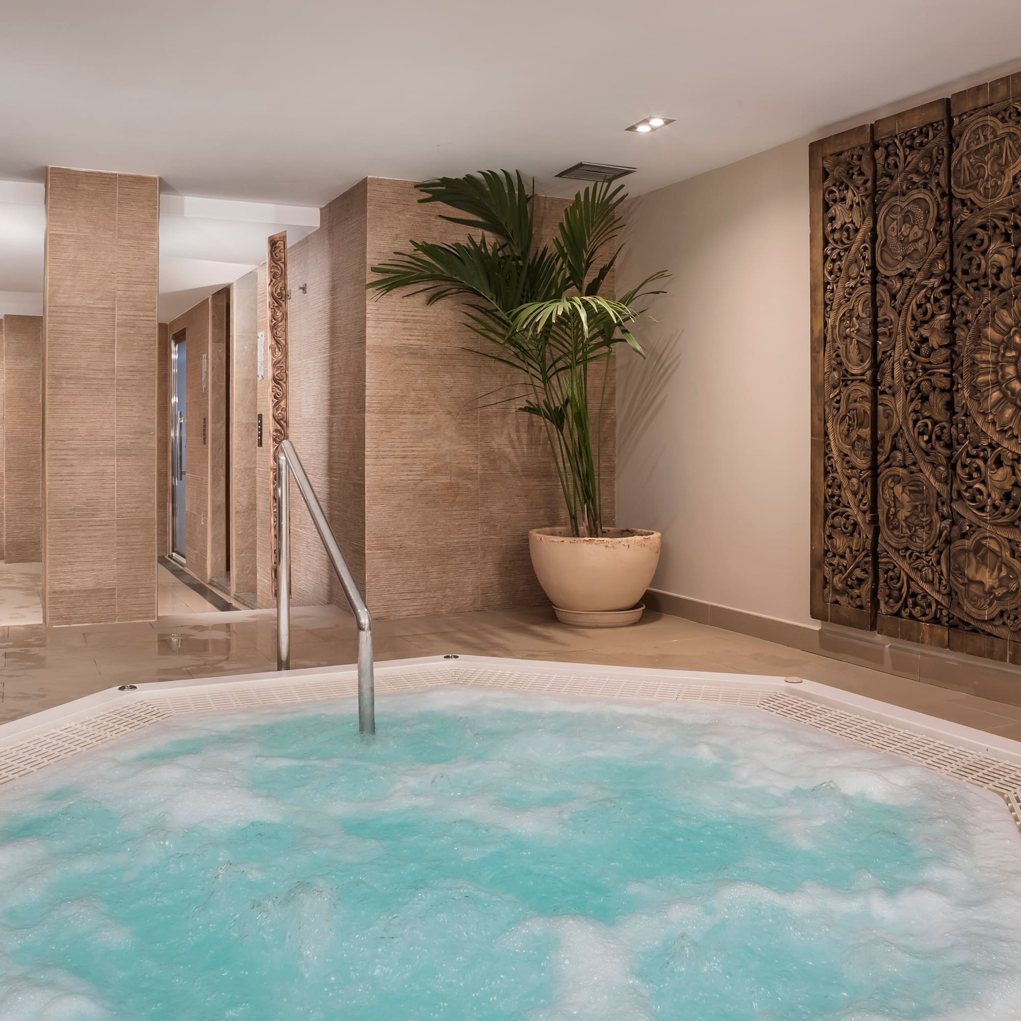 a hot tub inside a room