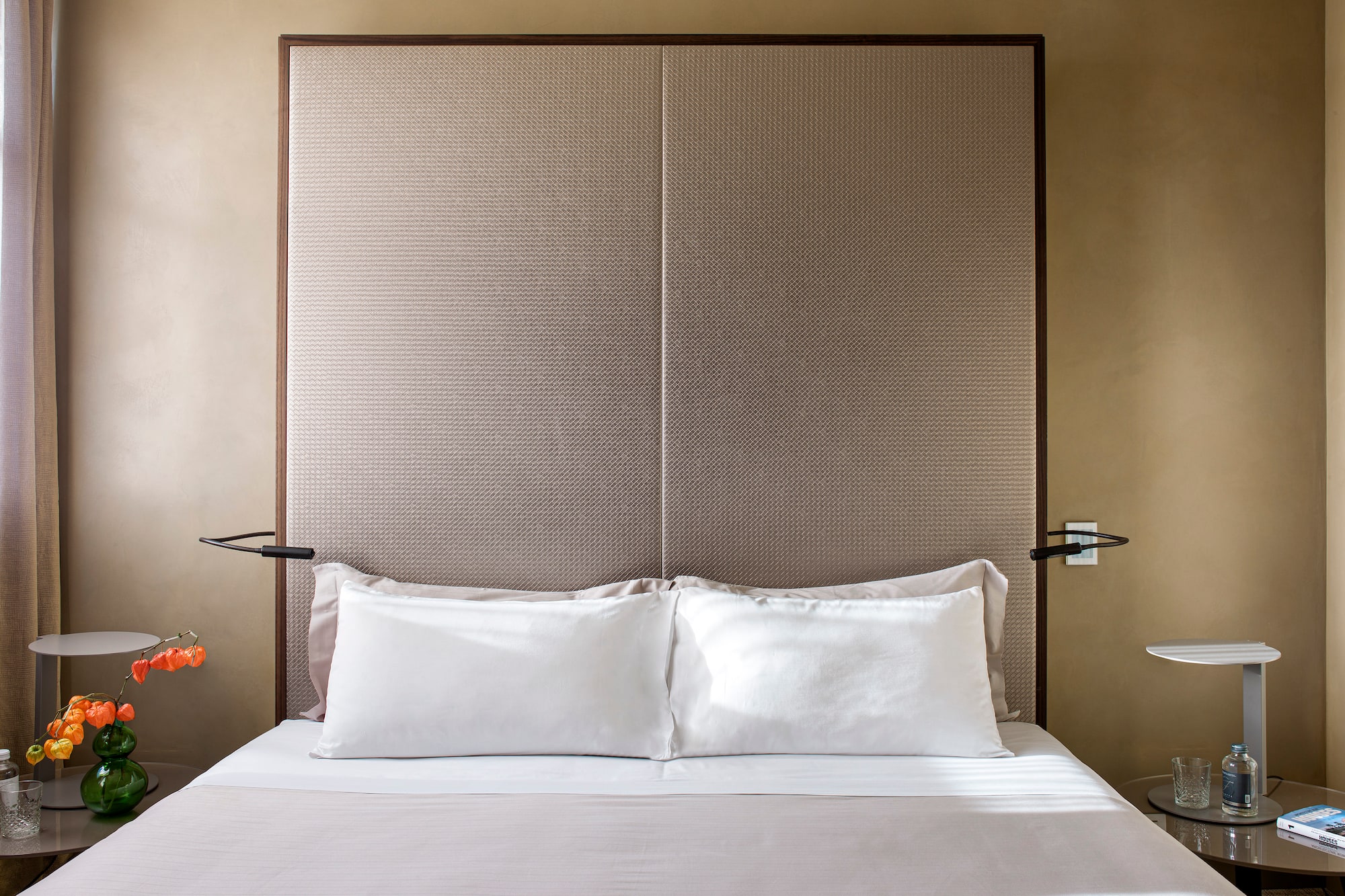 a bed with a headboard