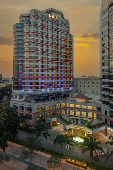 a tall building with many windows