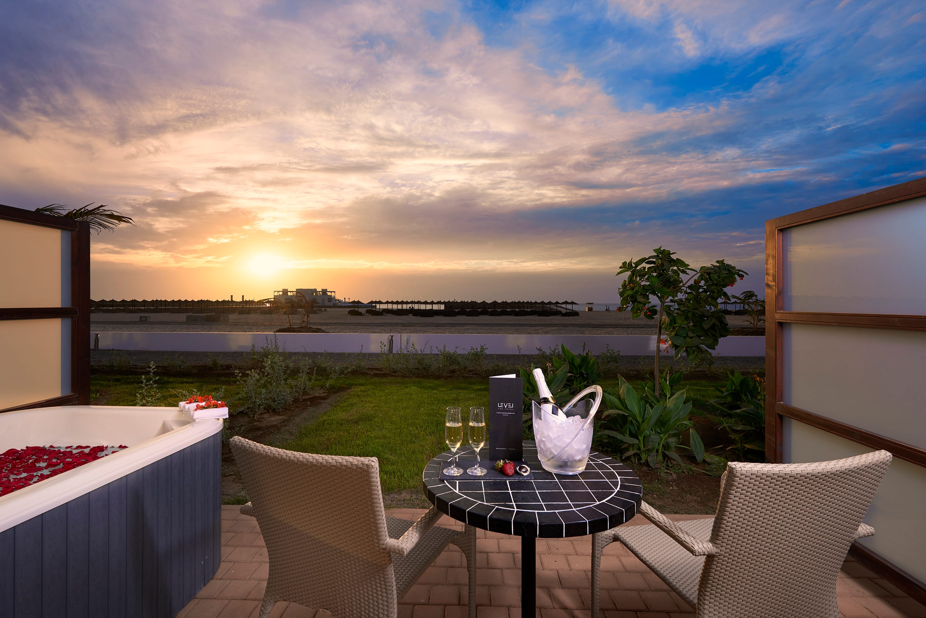 The Level Room Ocean View With Whirlpool at Meliá Llana Beach