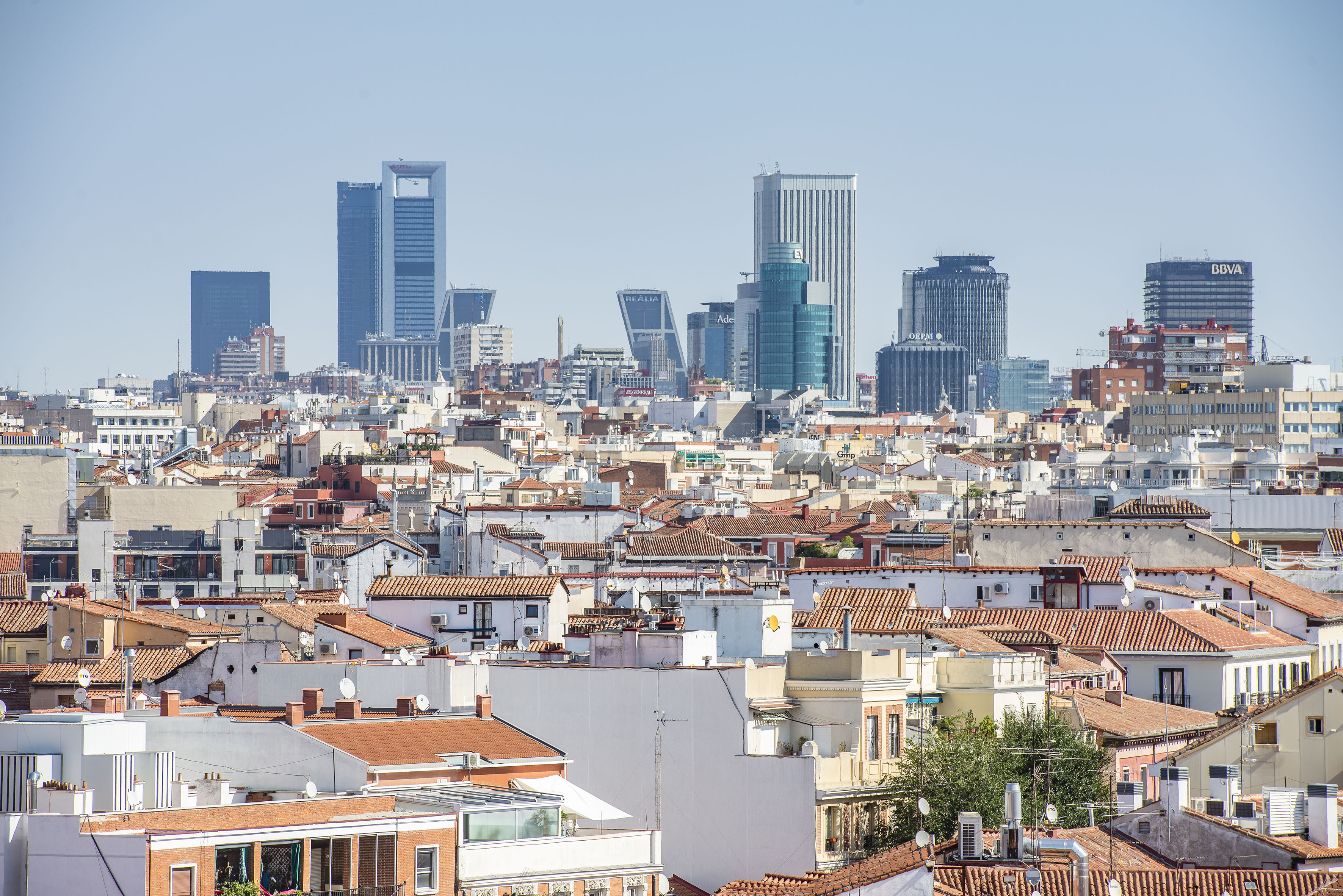 a city with many buildings