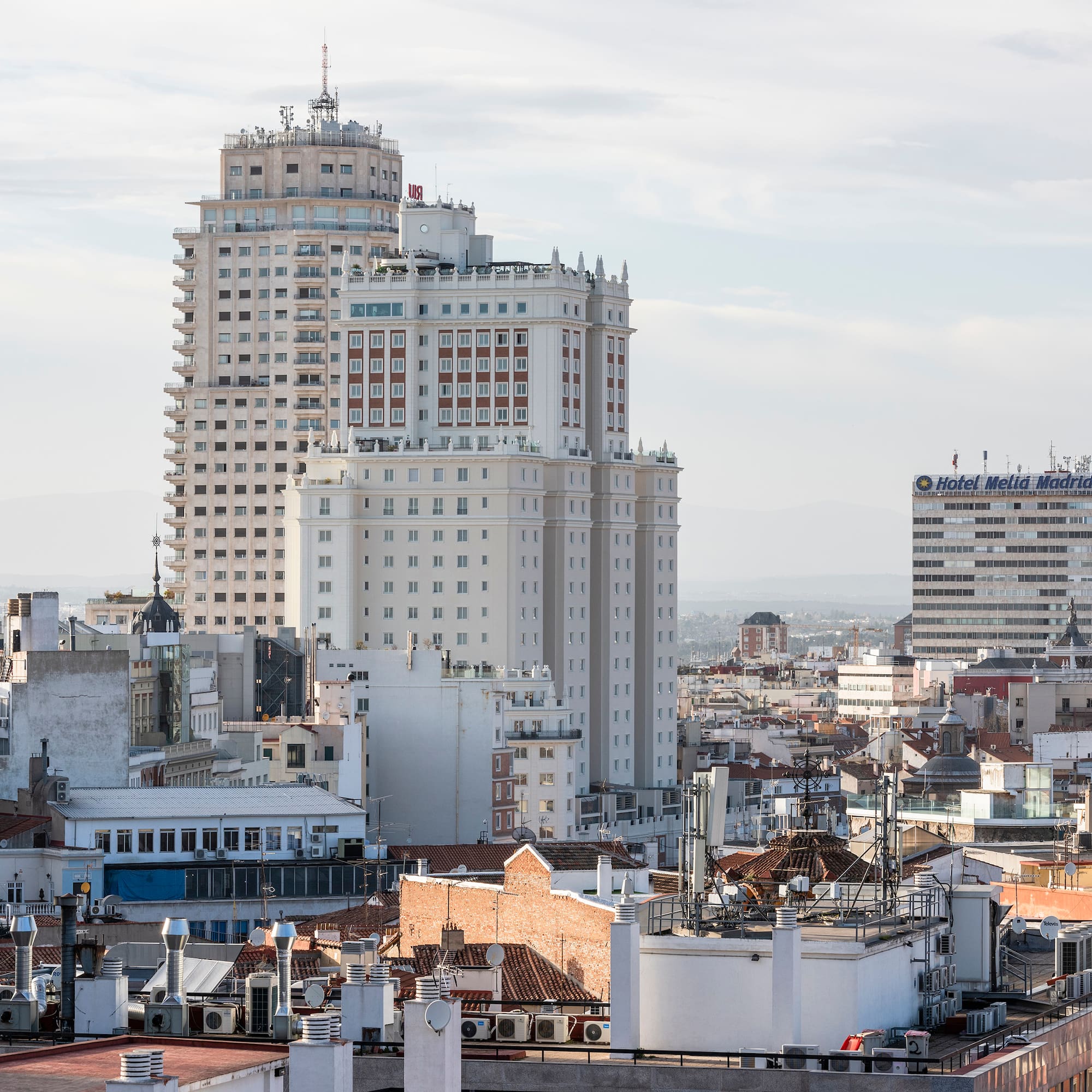 a city with many tall buildings