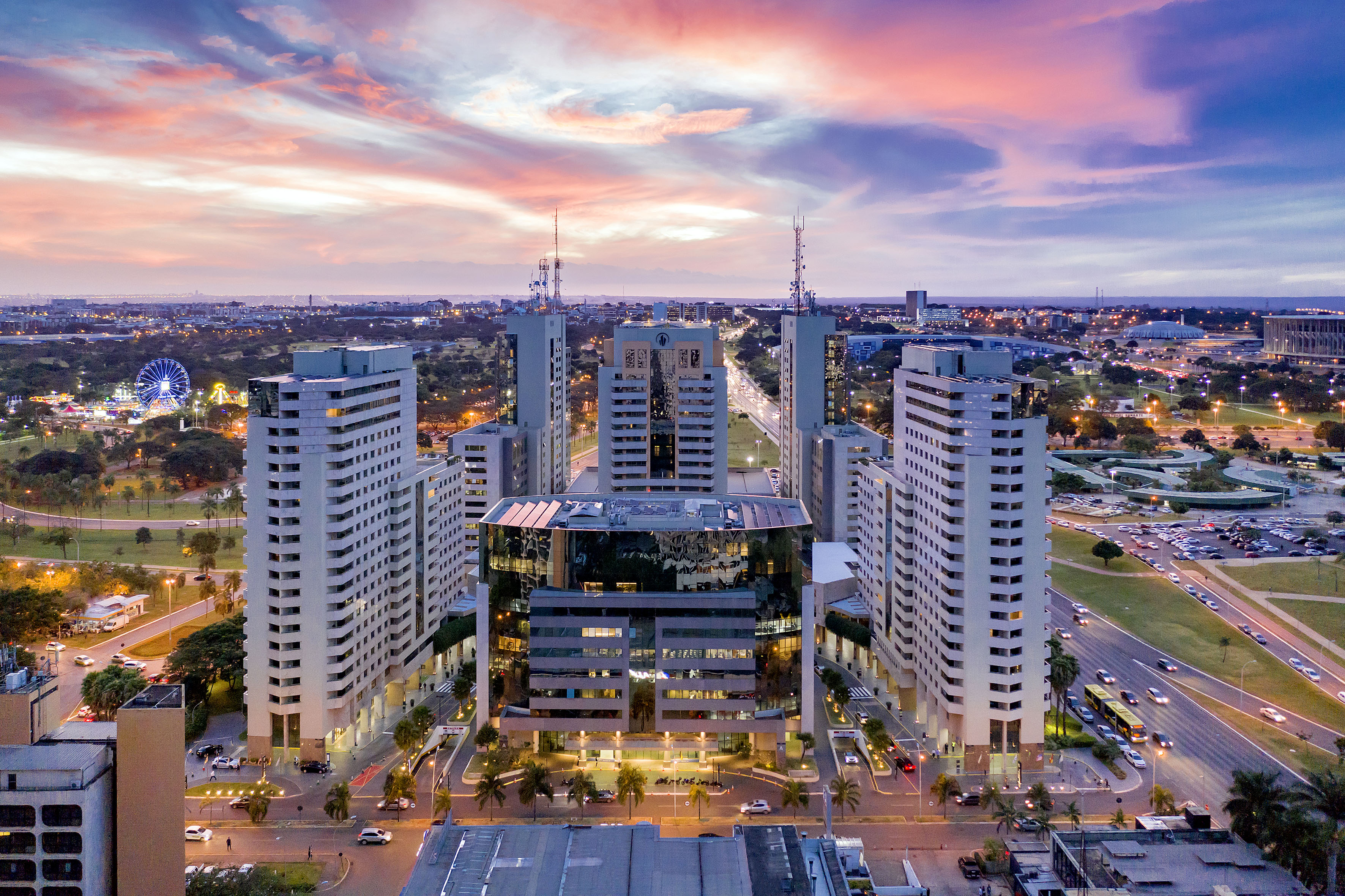 a city with many tall buildings