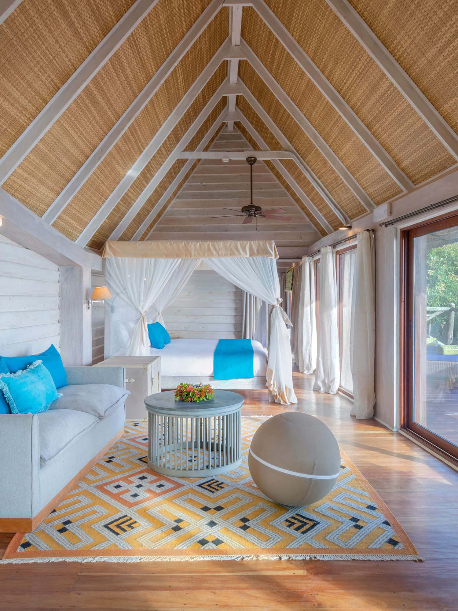 a room with a bed and a table