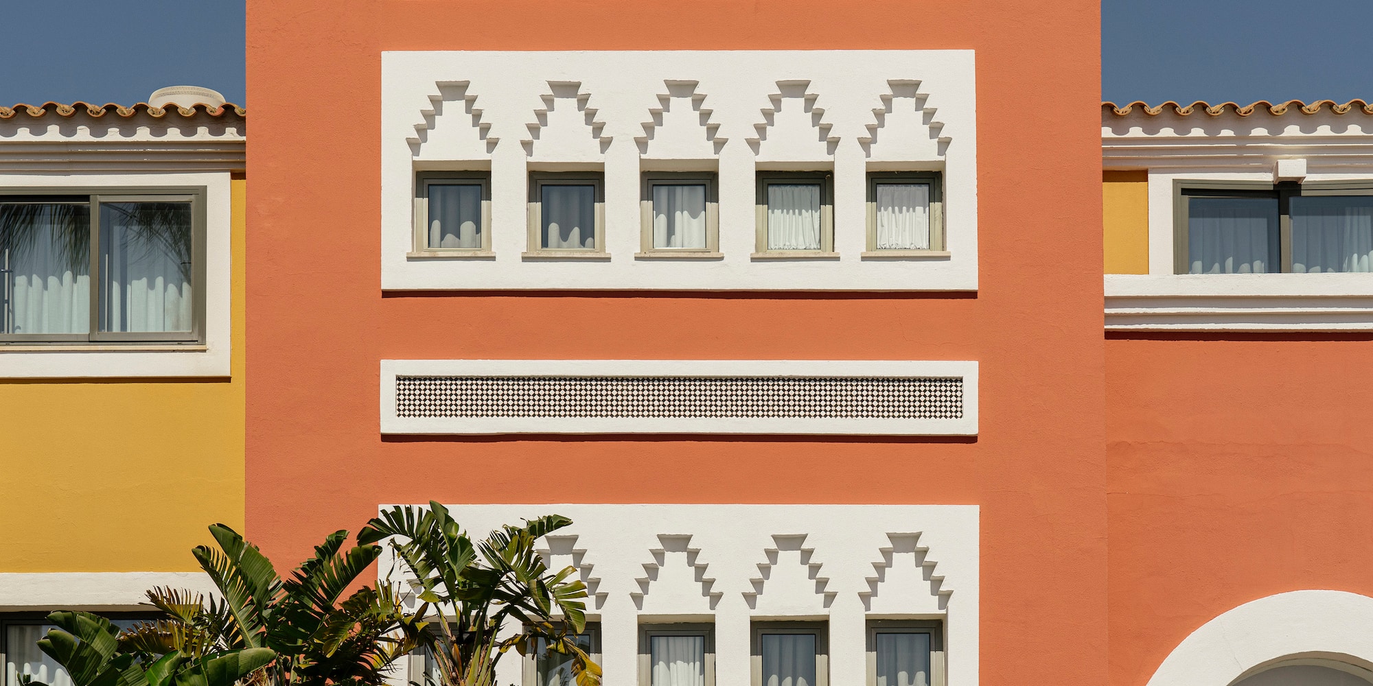 a building with many windows