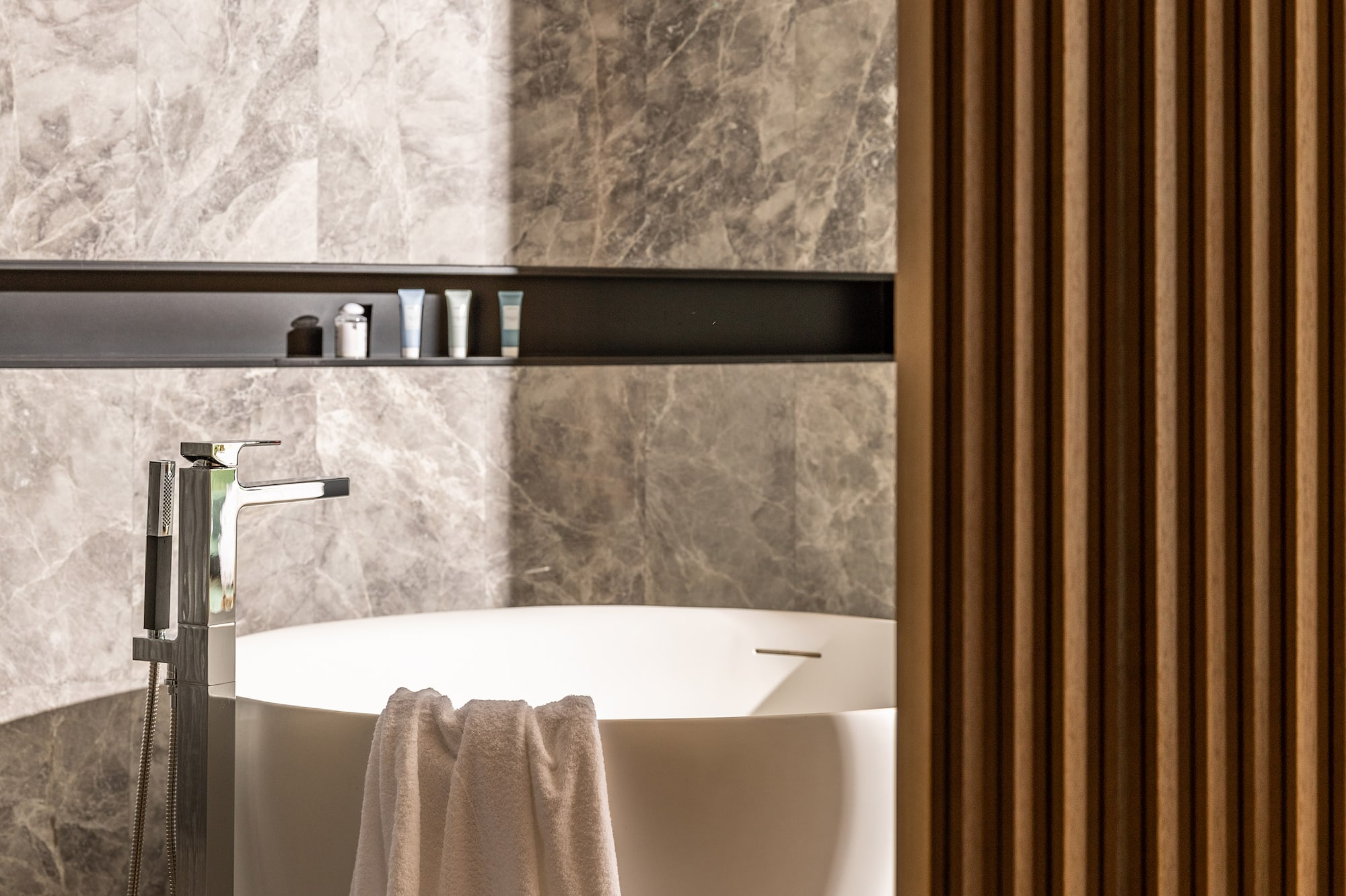 a bathtub in a bathroom