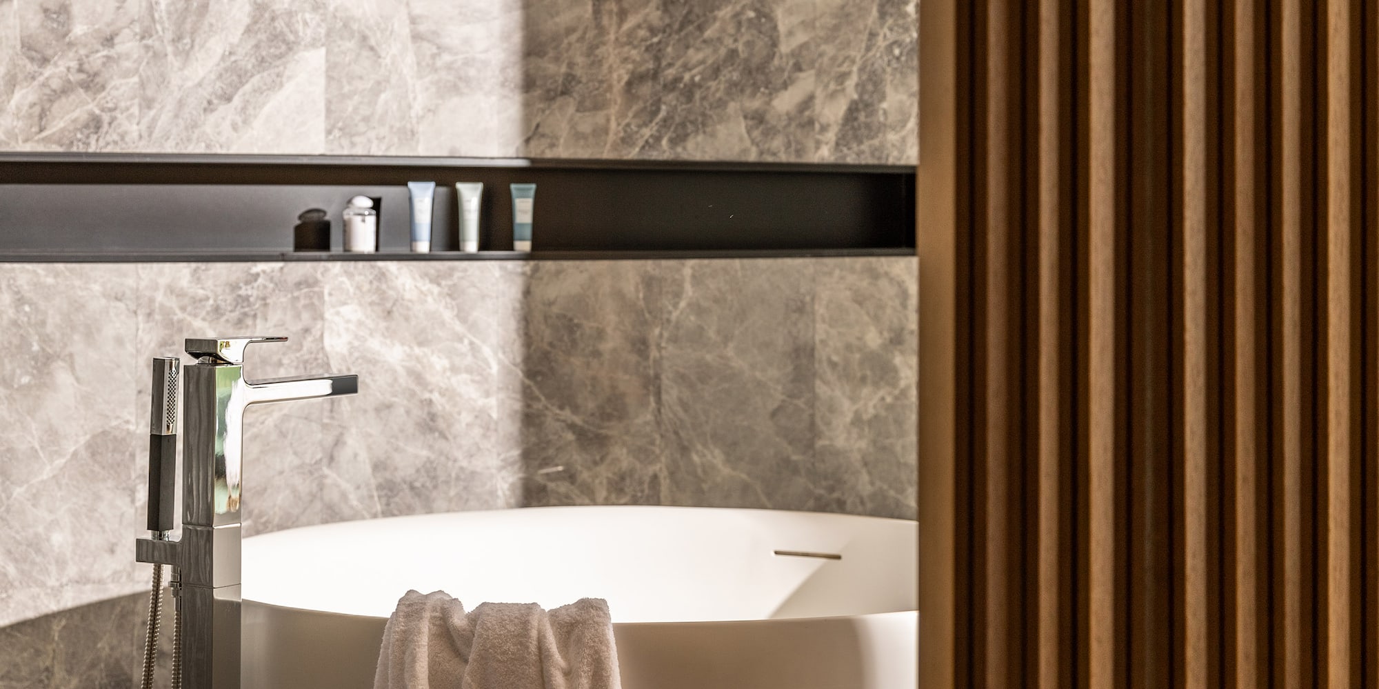 a bathtub in a bathroom