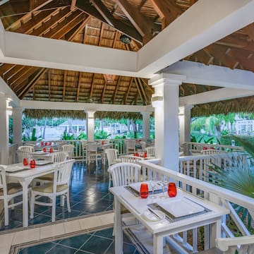 Sol Palmeras - Internacional - Restaurantes