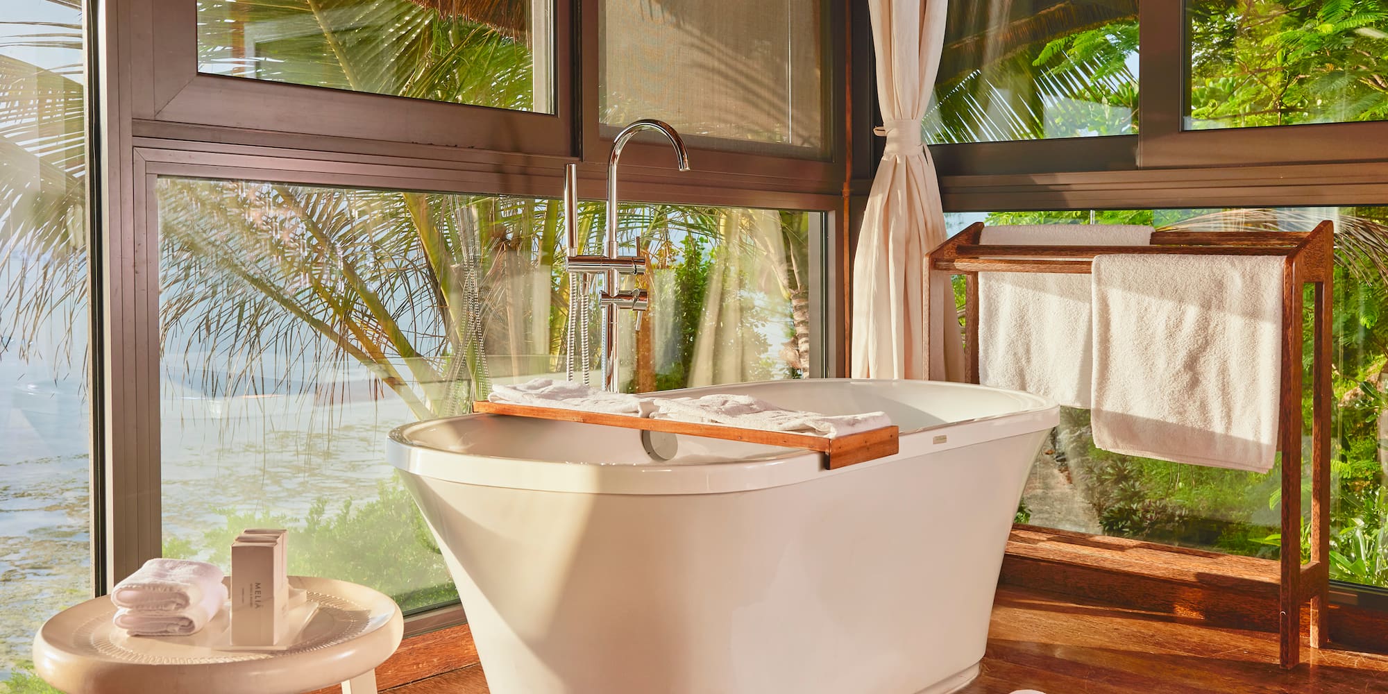 a bathtub in a bathroom