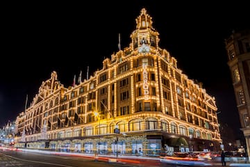 Harrods with lights on it