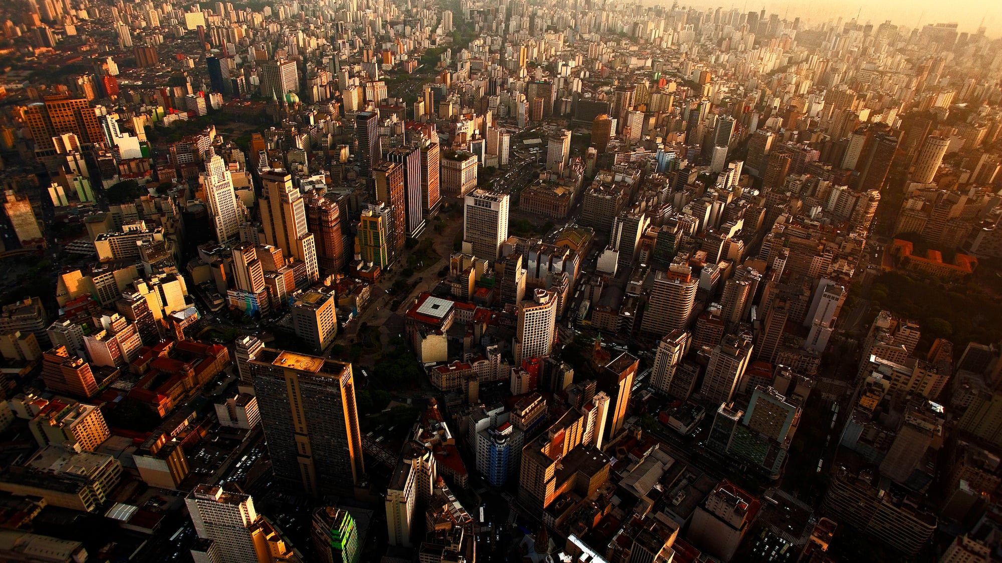 a city with many tall buildings