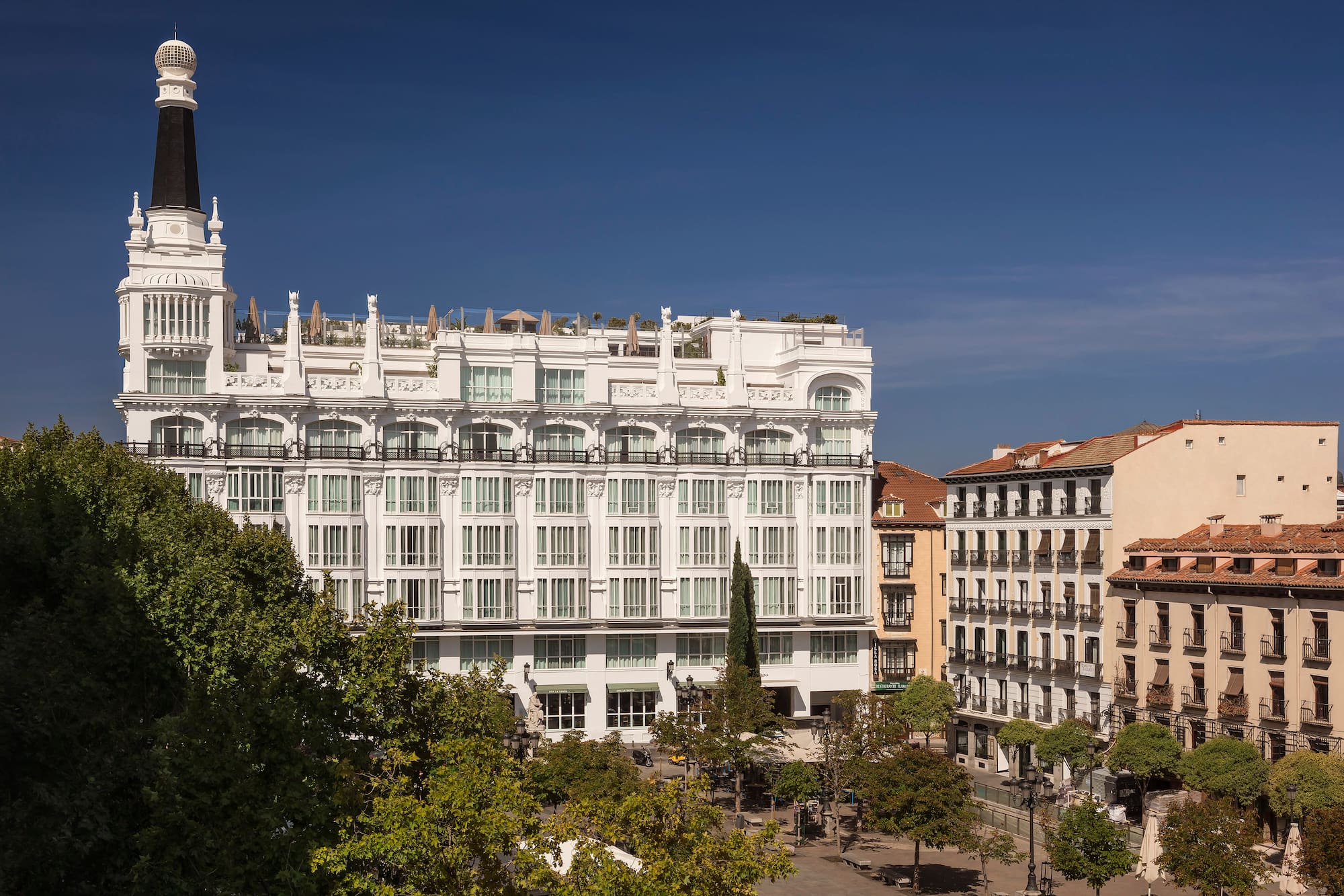 a large white building with many windows