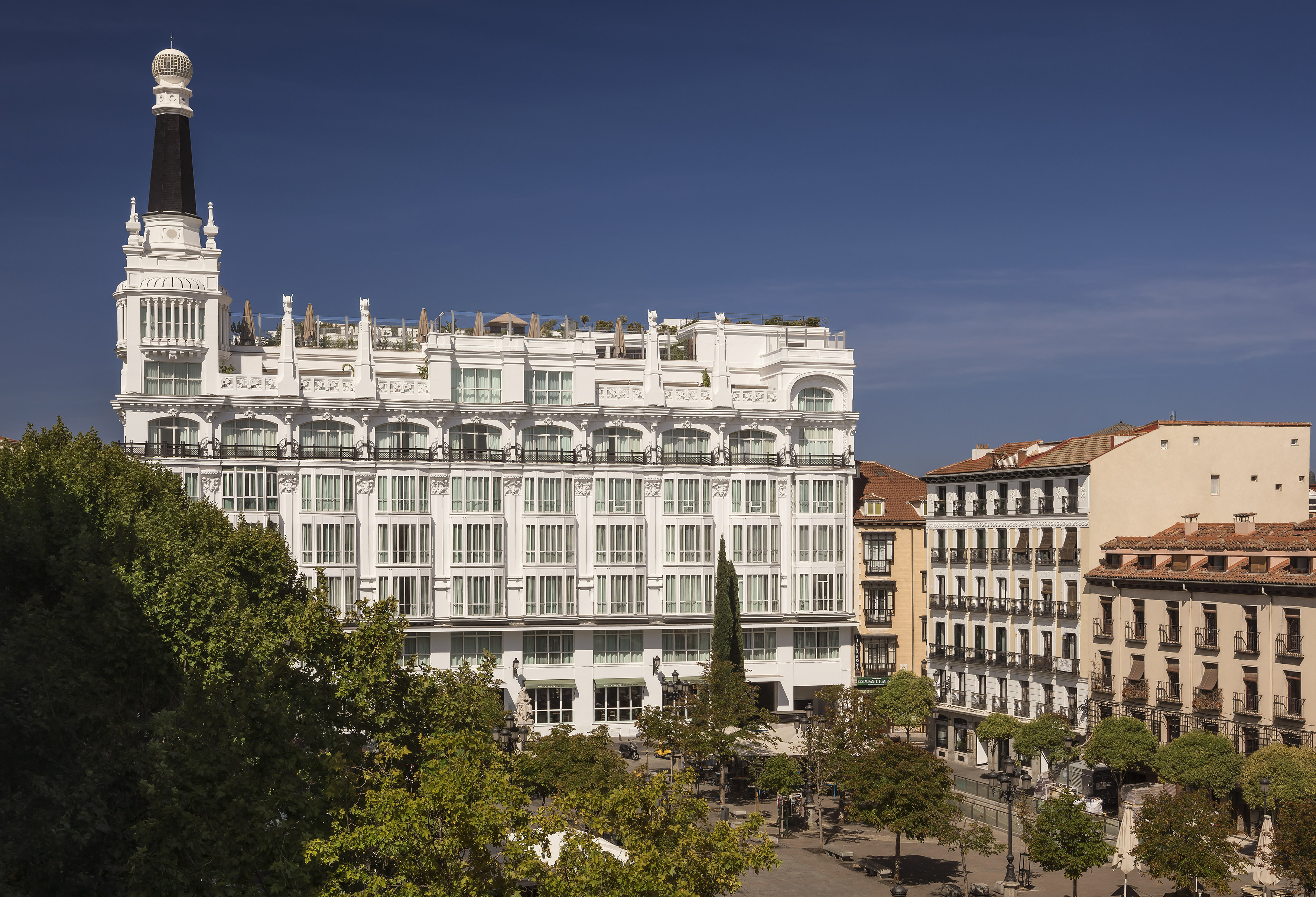 a large white building with many windows