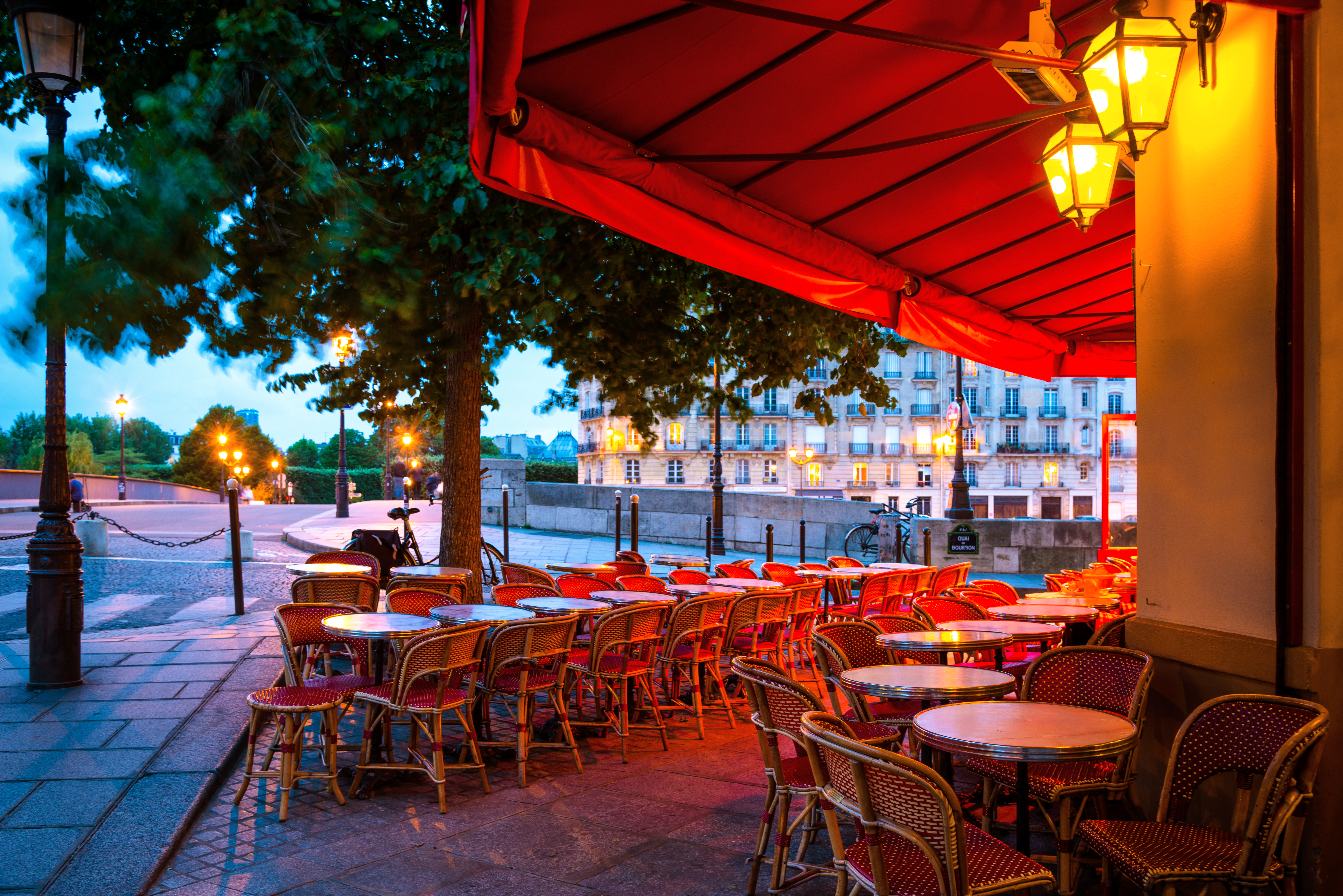 tables and chairs outside a restaurant