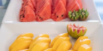 a plate of fruit on a table