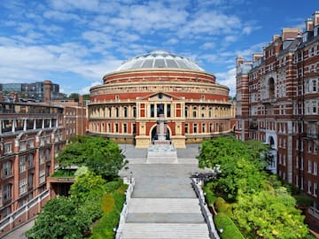 Royal Albert Hall with a dome and trees