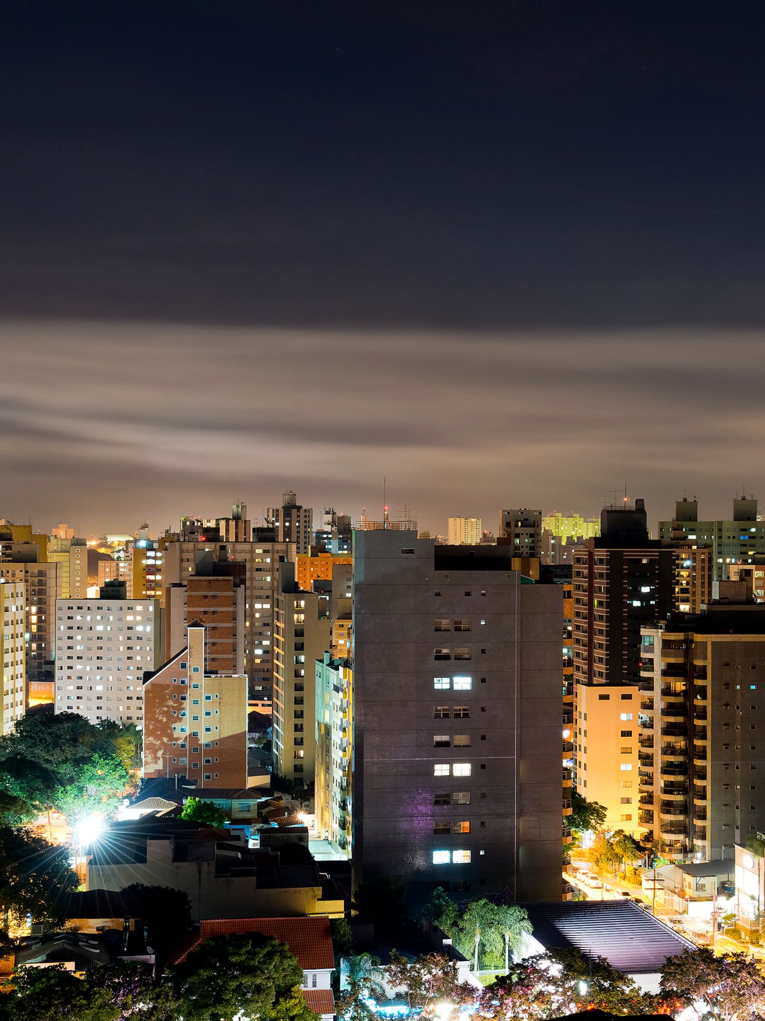 a city skyline at night