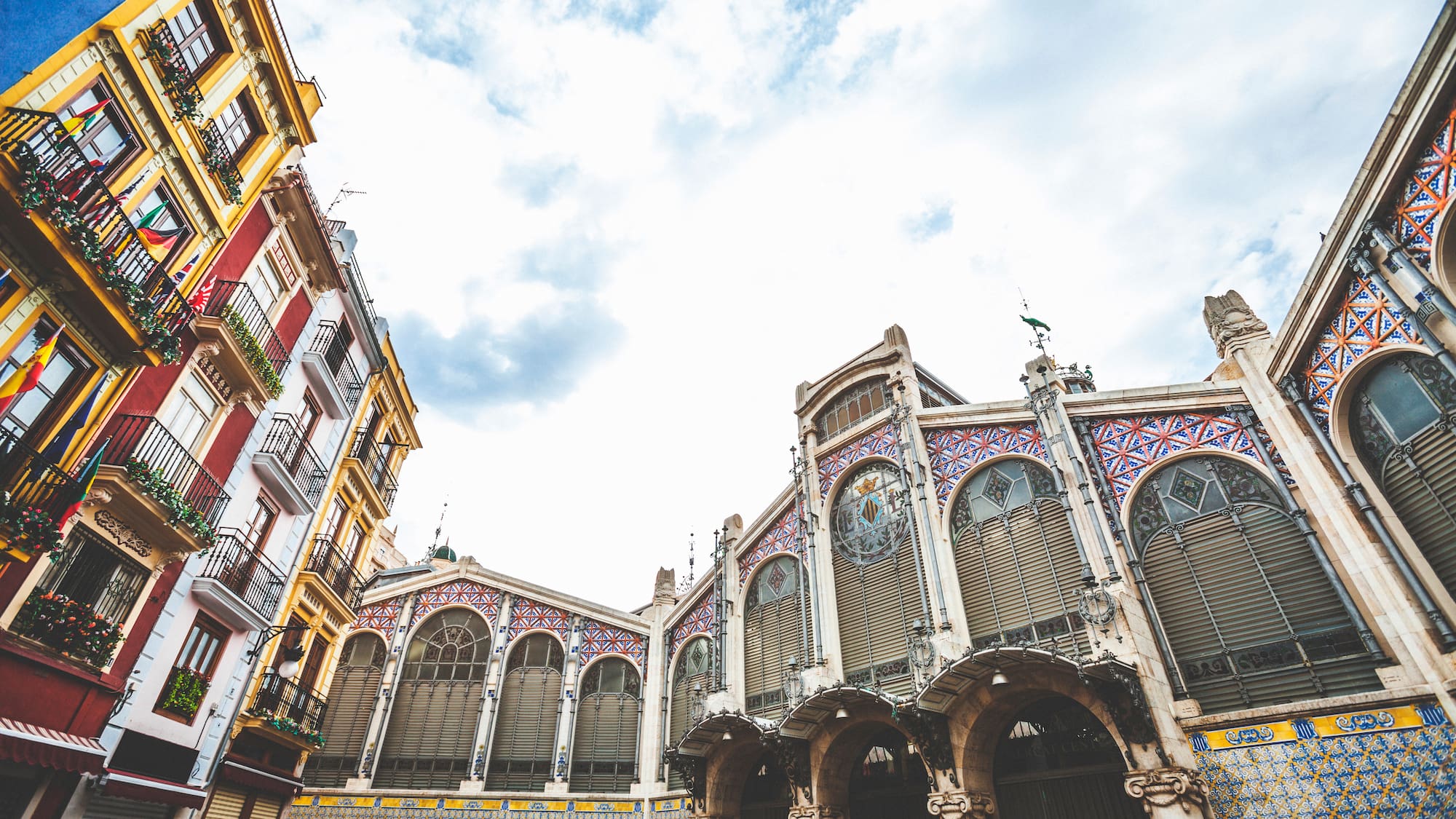 a building with many windows