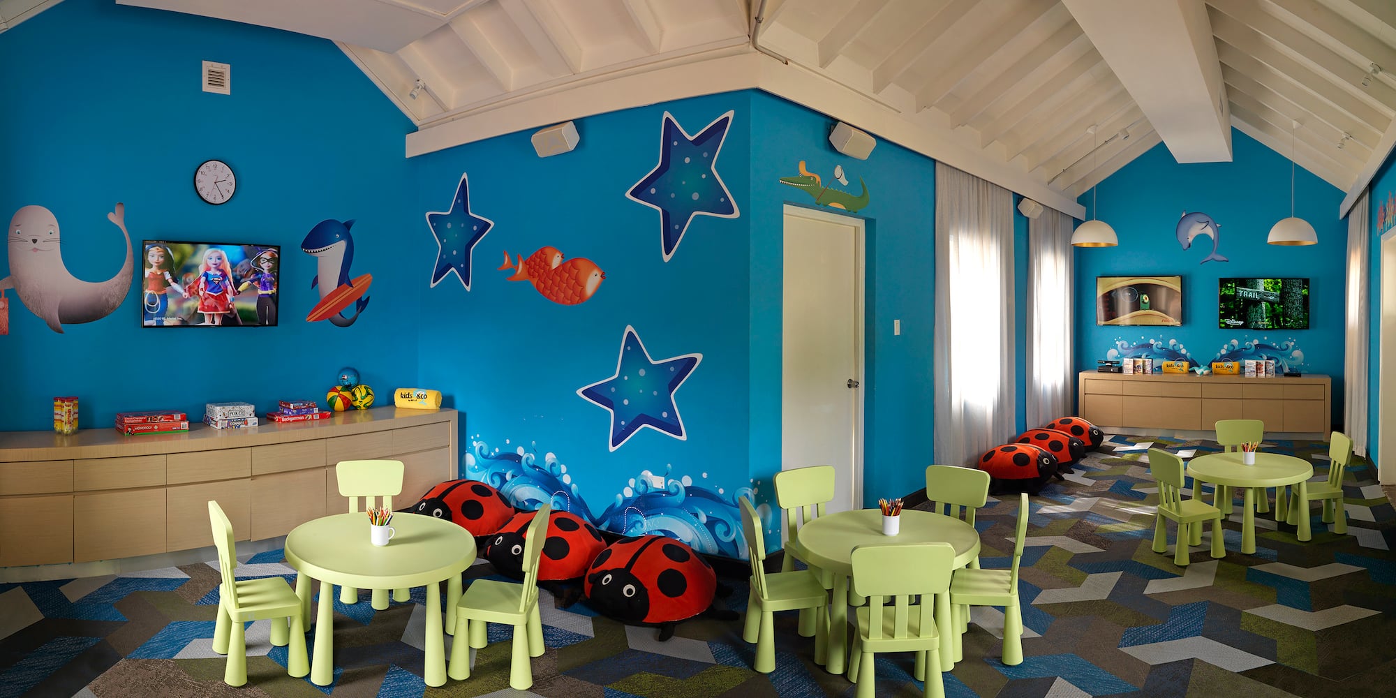 a room with a blue wall and a blue wall with a blue wall with a blue wall with a blue wall with a blue wall with a blue wall with a blue wall with a blue wall with