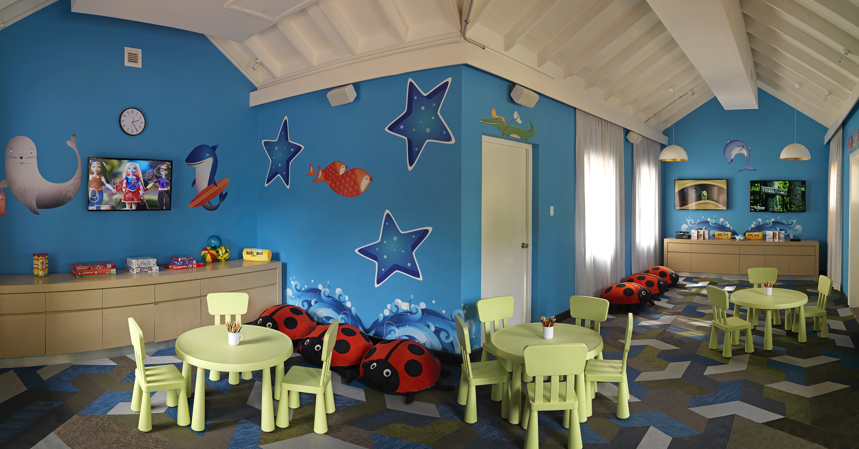 a room with a blue wall and a blue wall with a blue wall with a blue wall with a blue wall with a blue wall with a blue wall with a blue wall with a blue wall with