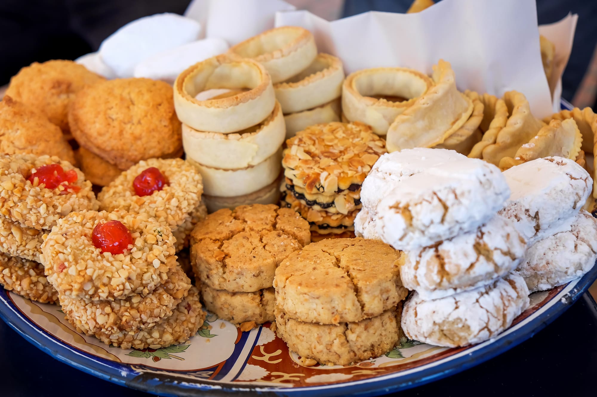a plate of cookies