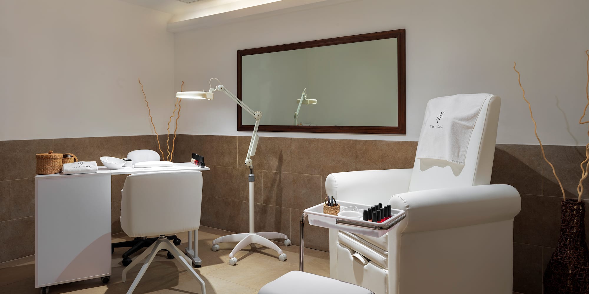 a room with a chair and a mirror