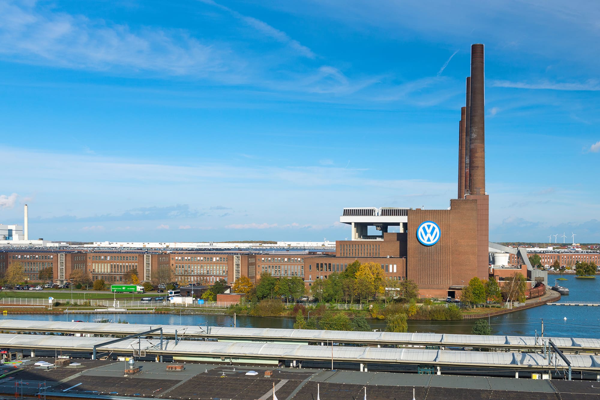 a large building with a large tower