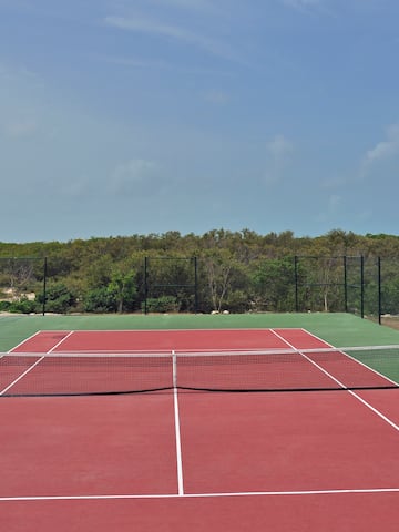 a tennis court with net