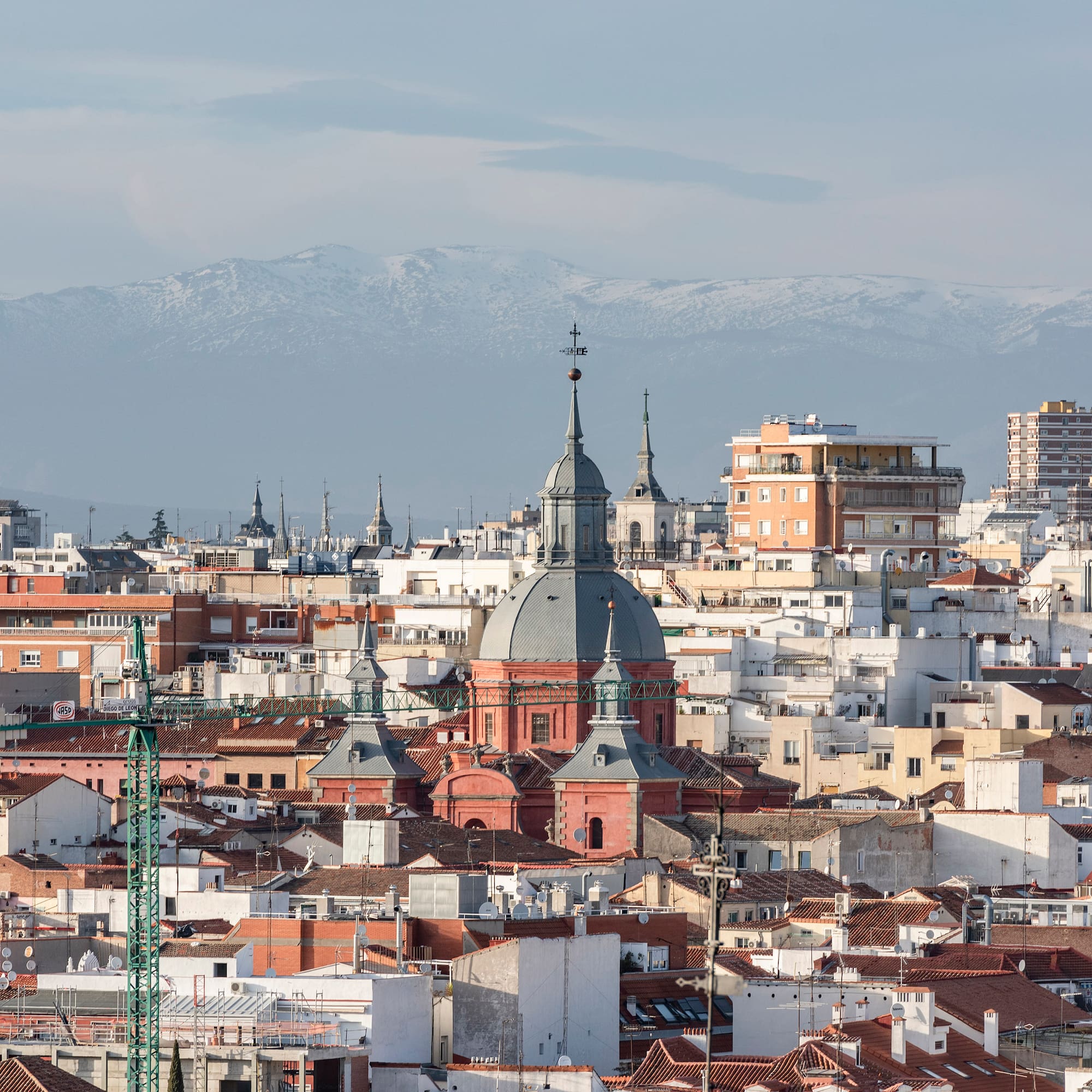 a city with many buildings