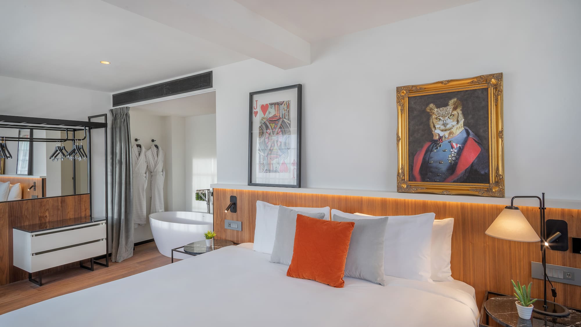a bed with a picture of a tiger