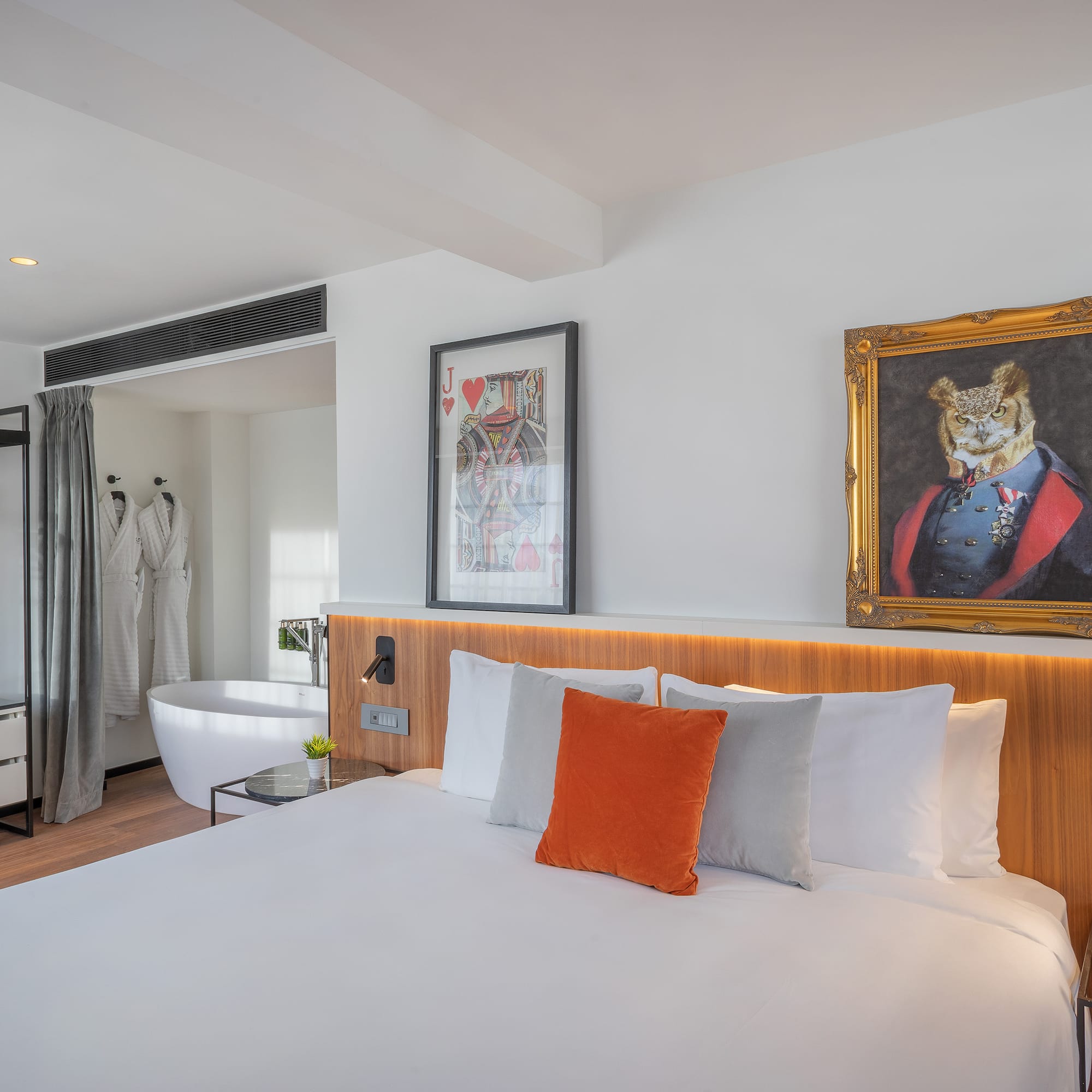 a bed with a picture of a tiger