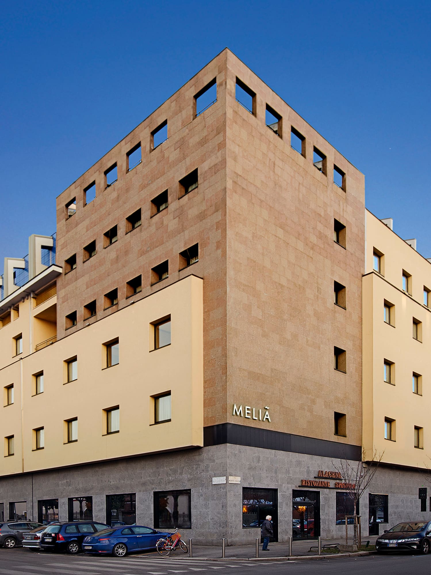 a building with many windows