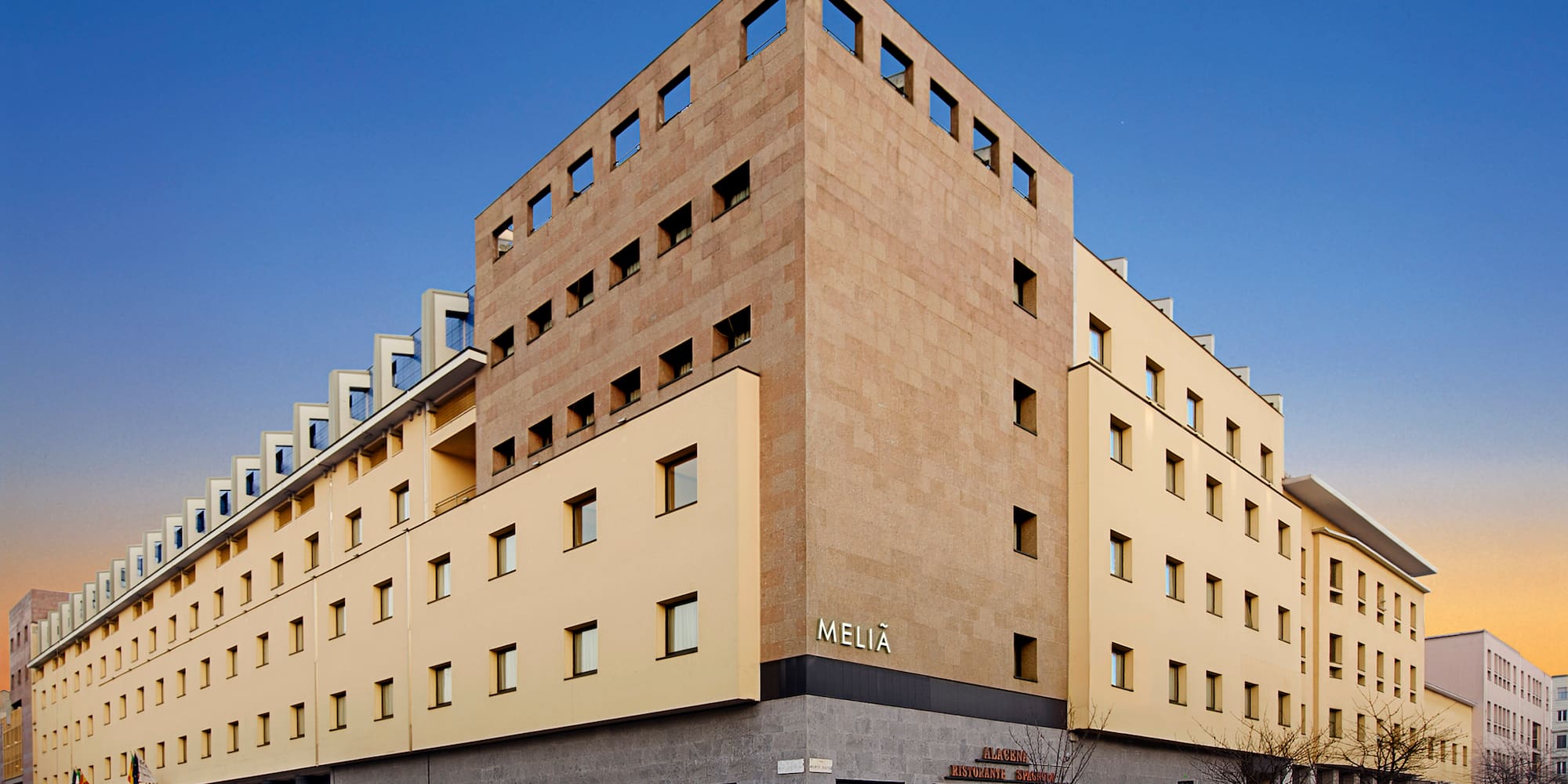 a building with many windows