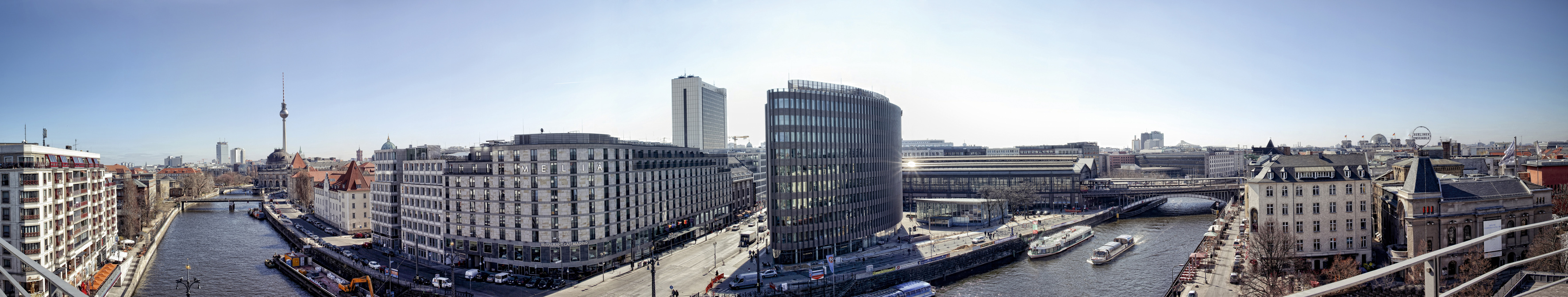 a large building with many windows