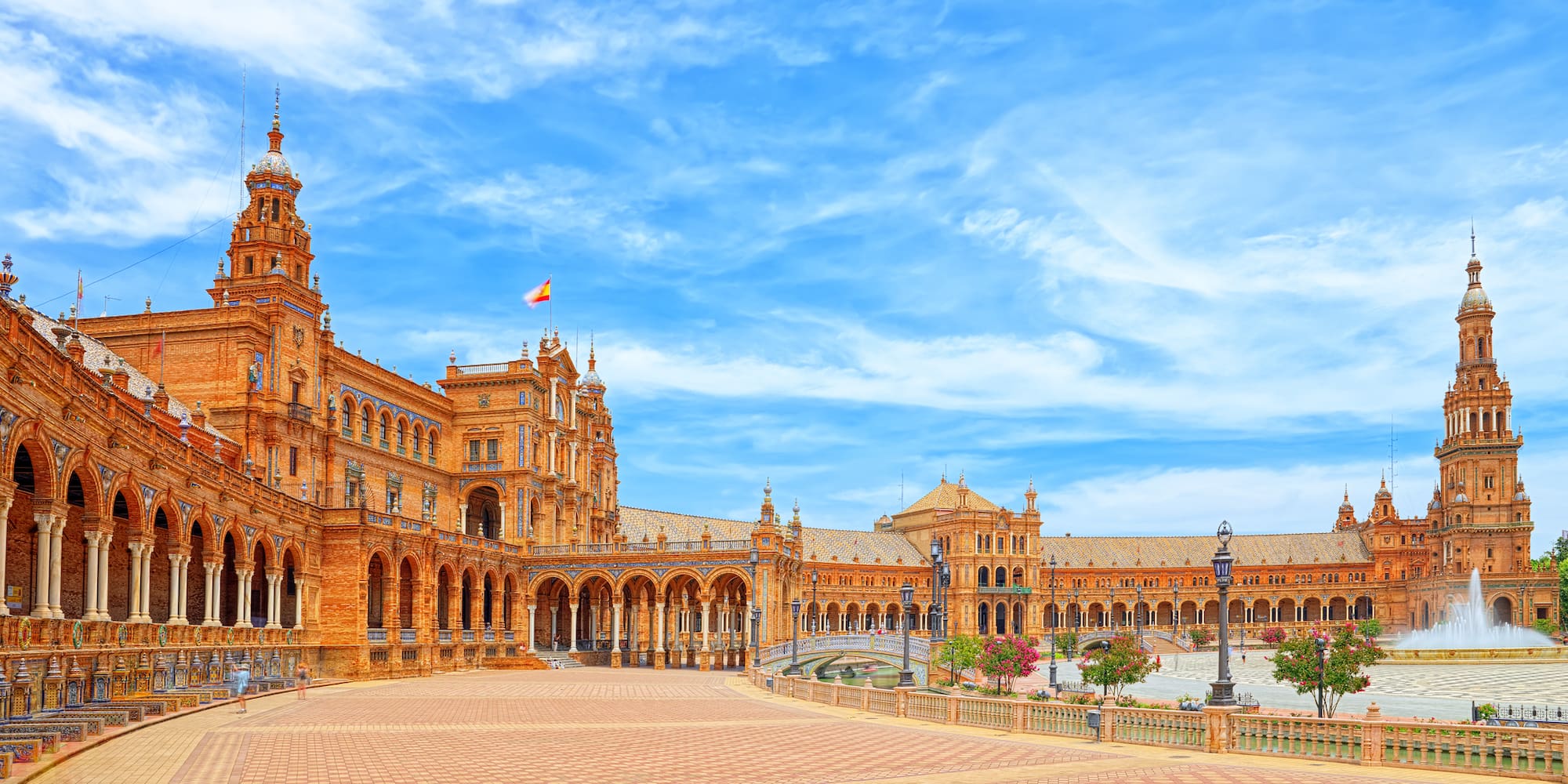 a large building with a large courtyard