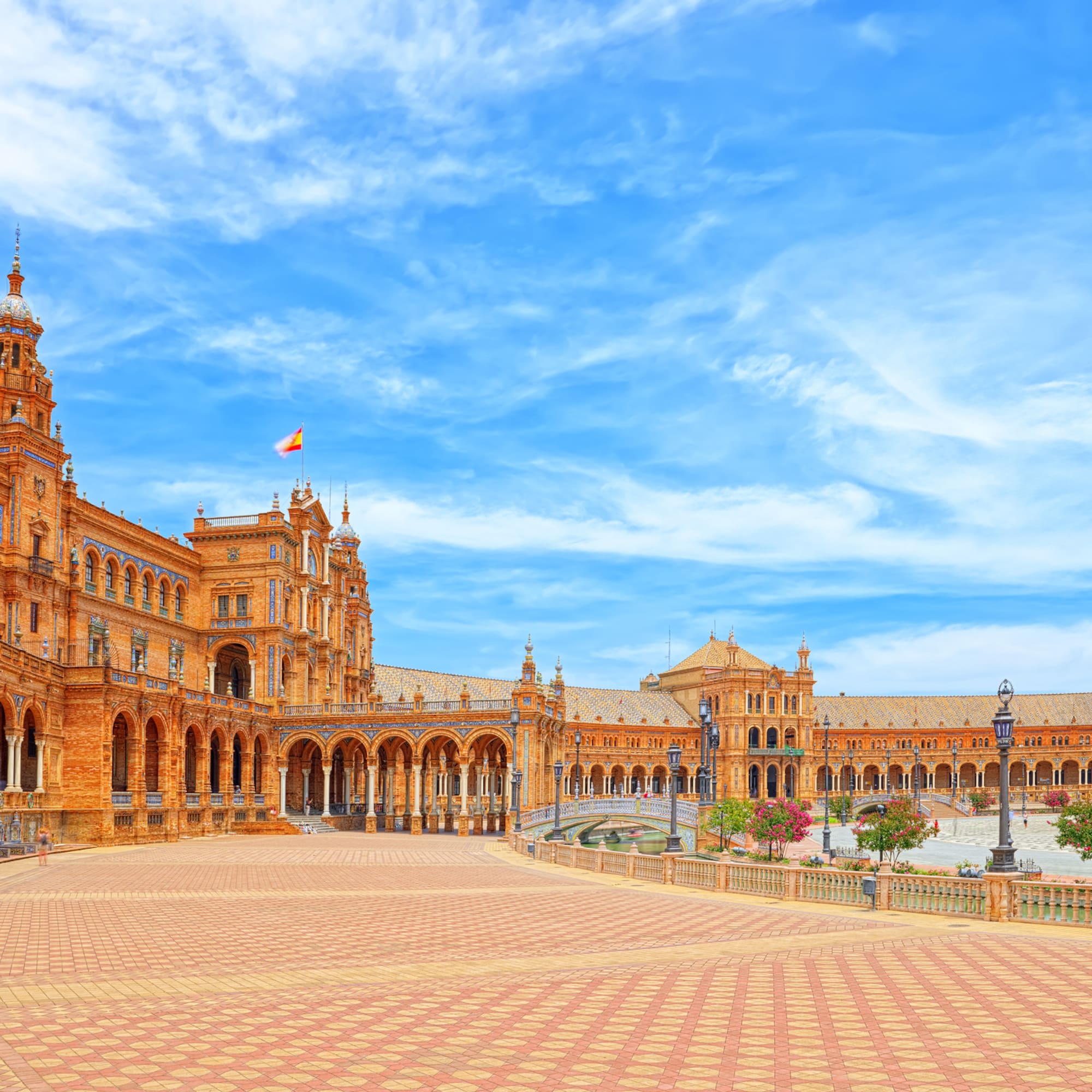 a large building with a large courtyard