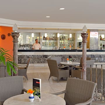Sol Palmeras - Cubitas - Restaurantes