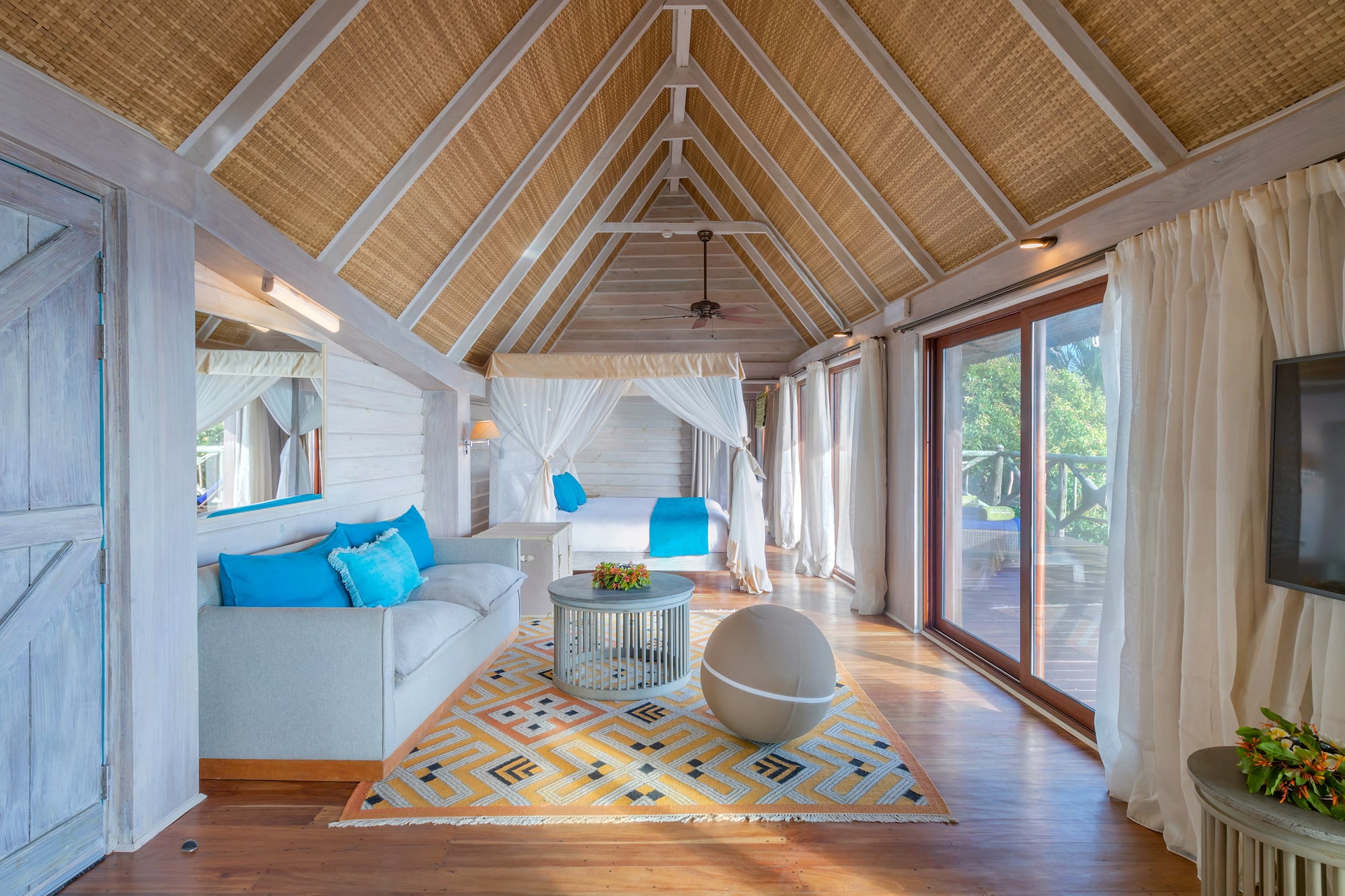 a room with a bed and a table