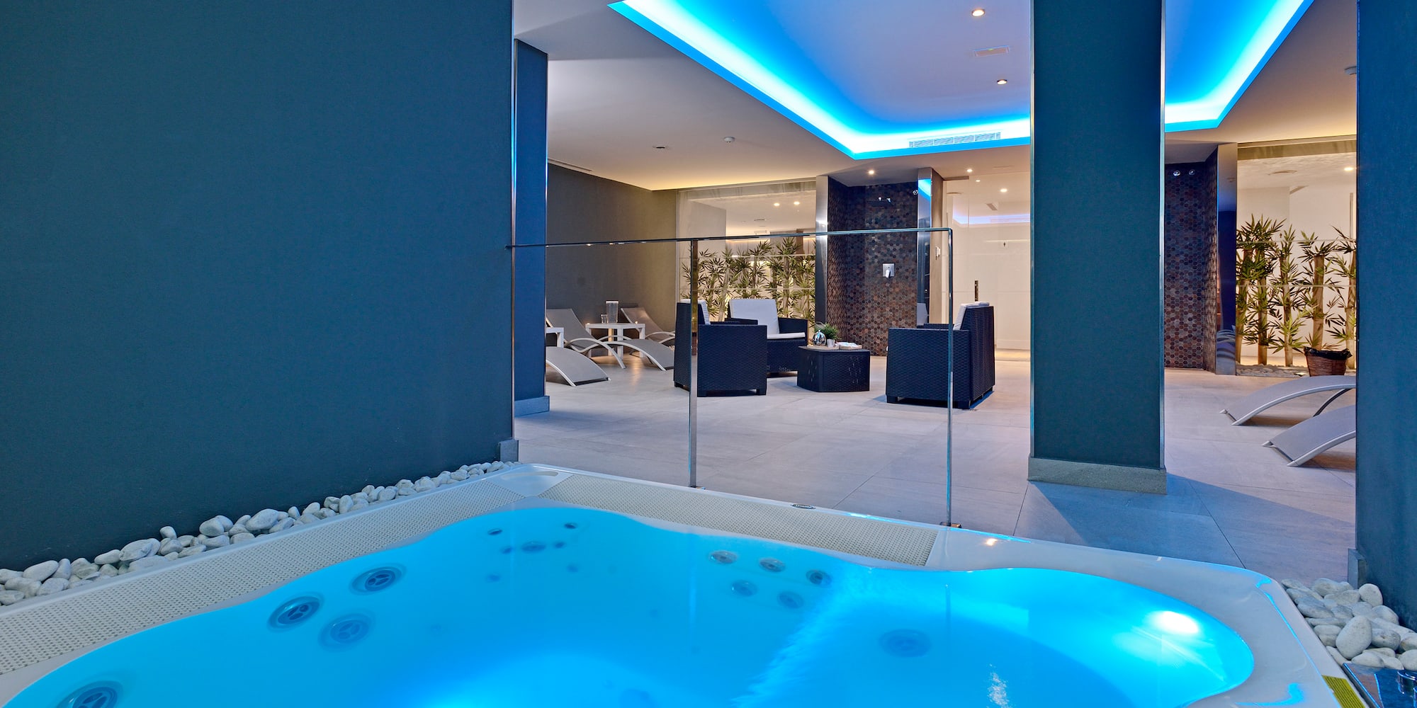 a hot tub in a room