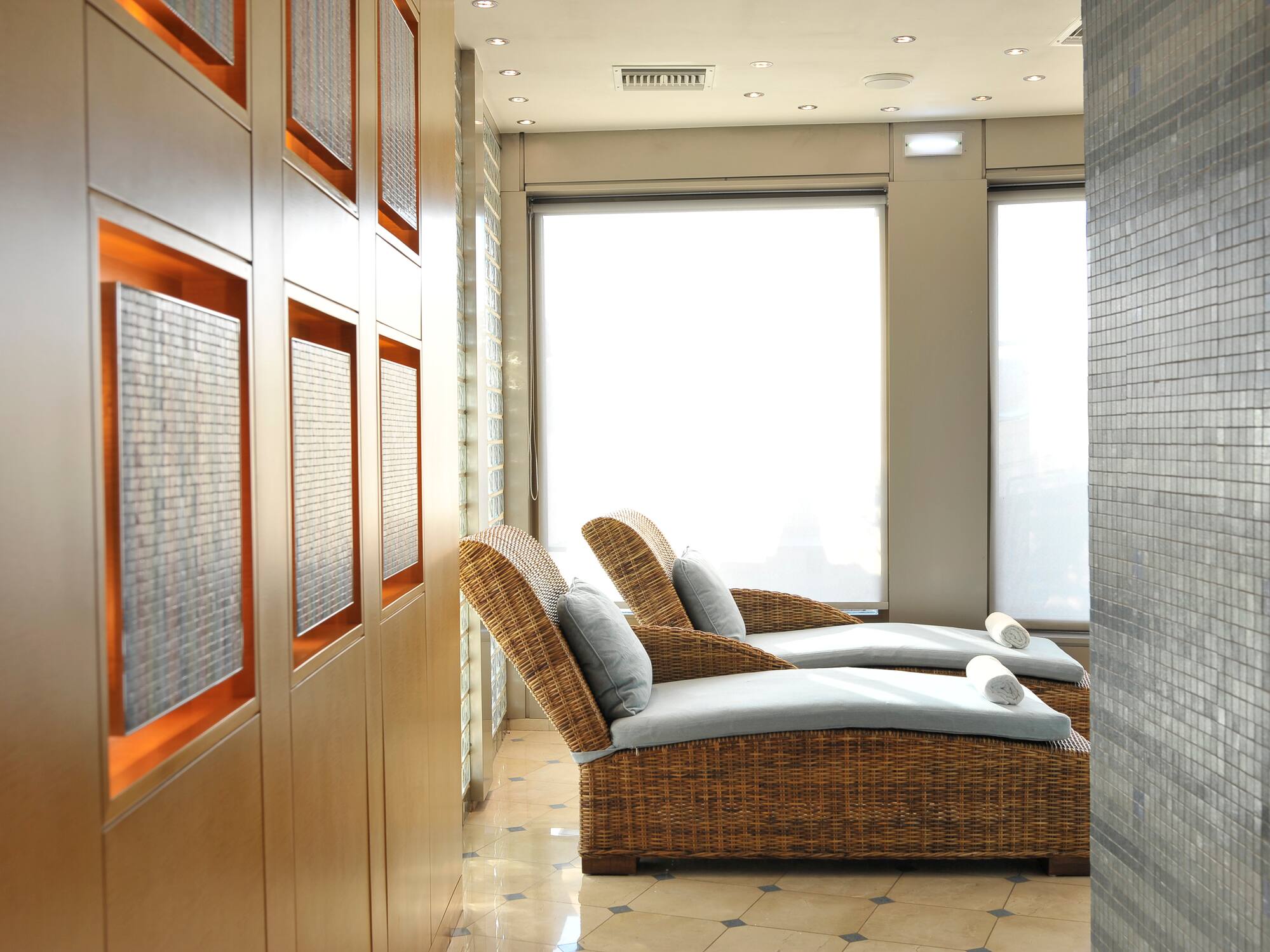 a lounge chairs in a room