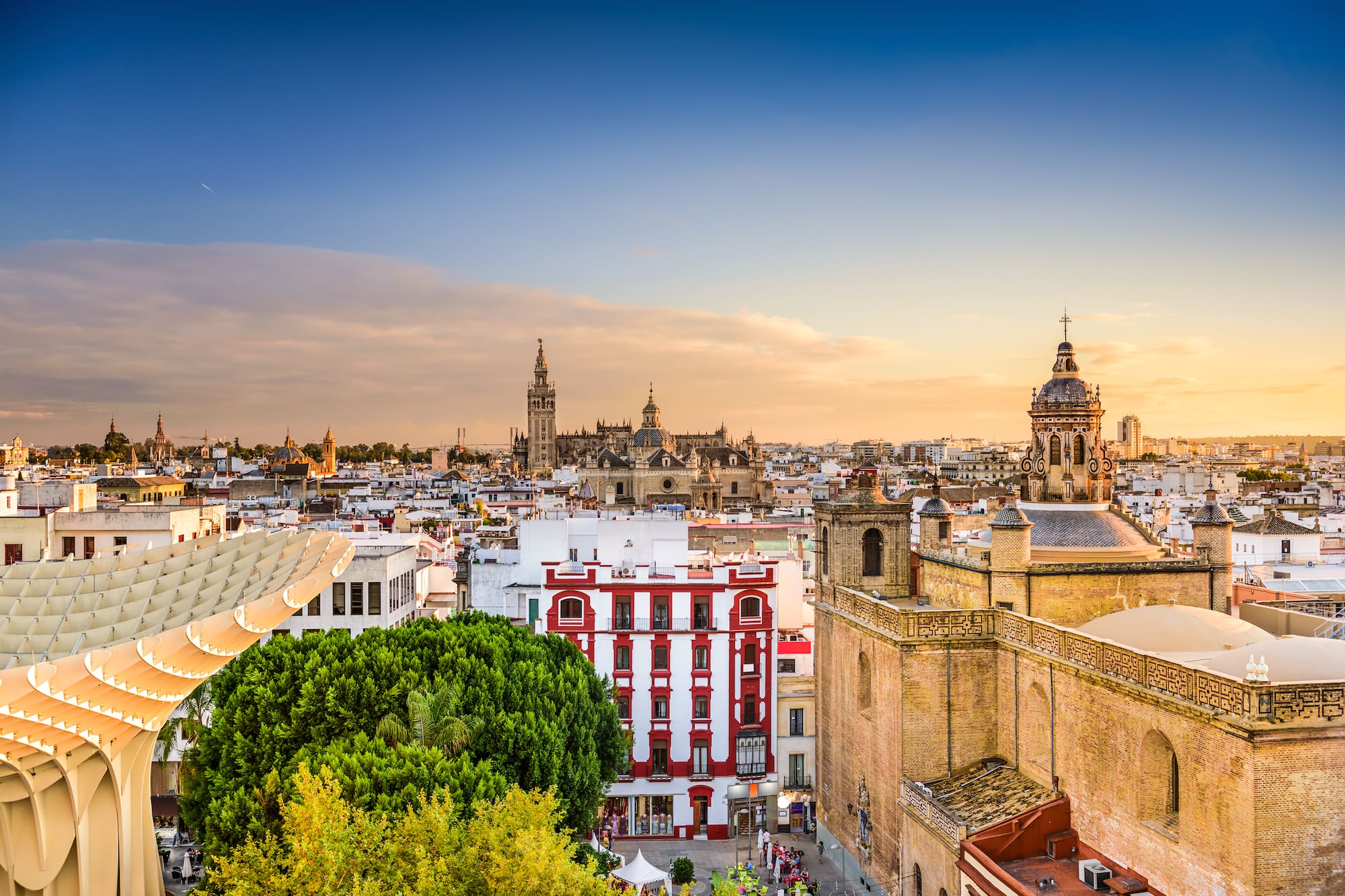a city with many buildings