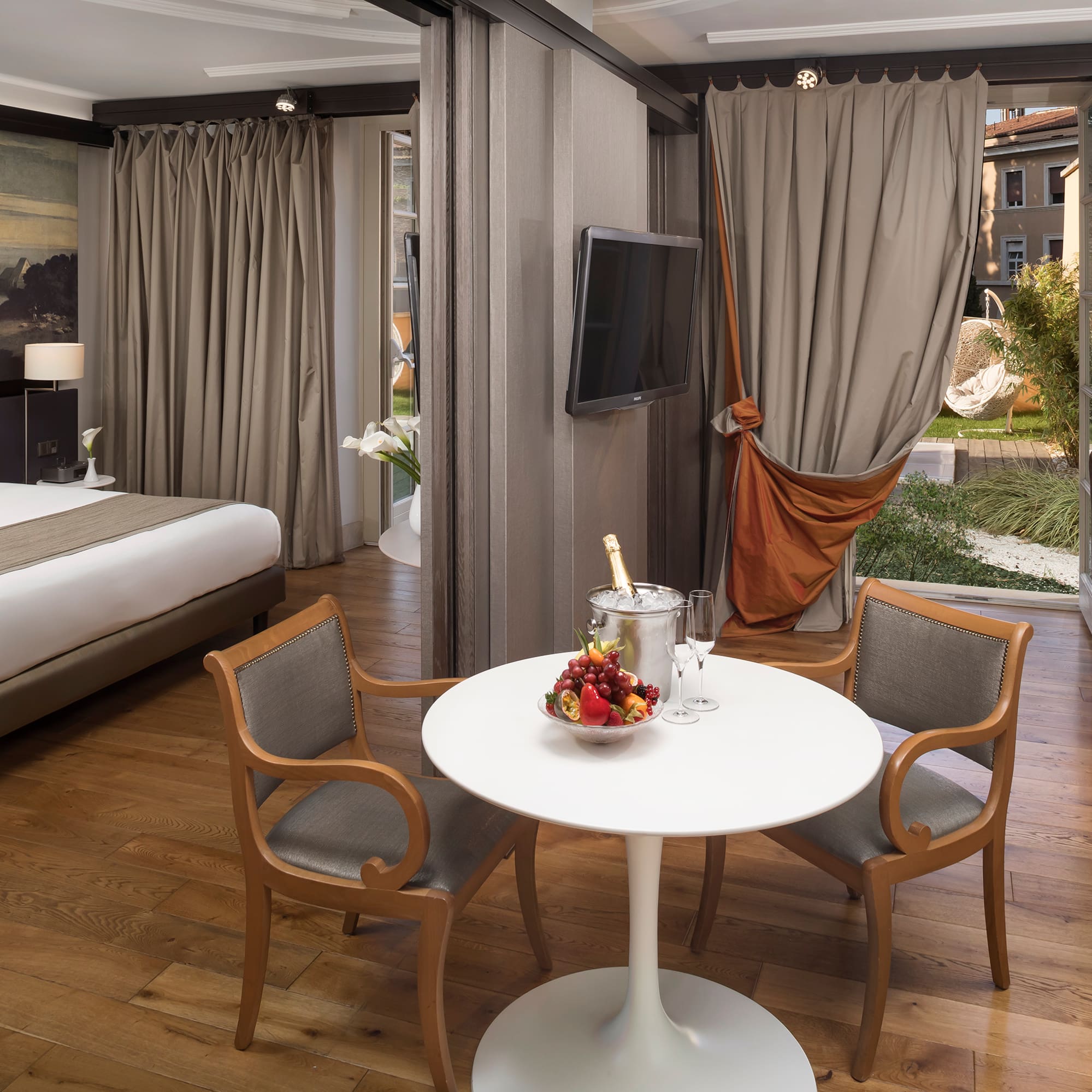 a room with a table and chairs