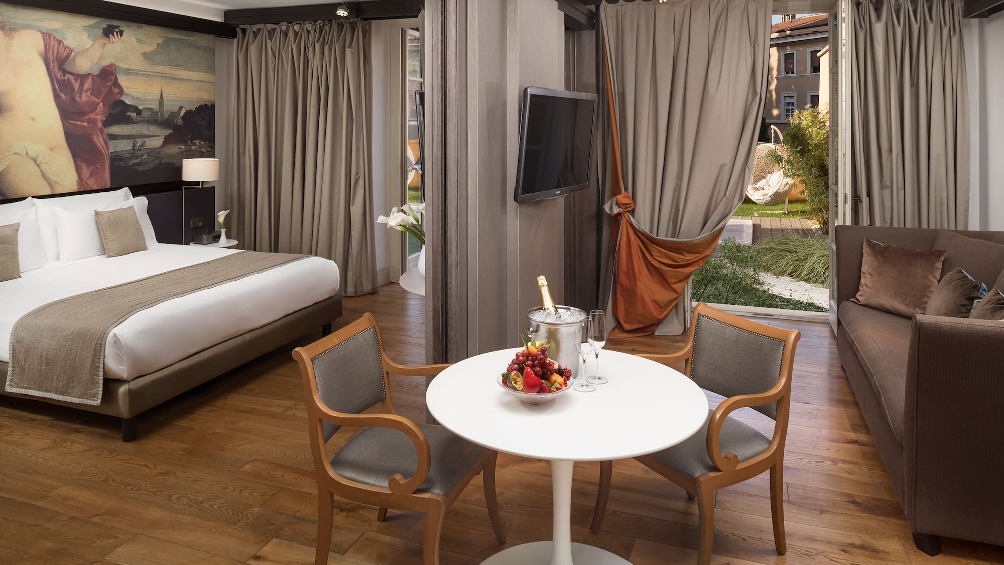 a room with a table and chairs