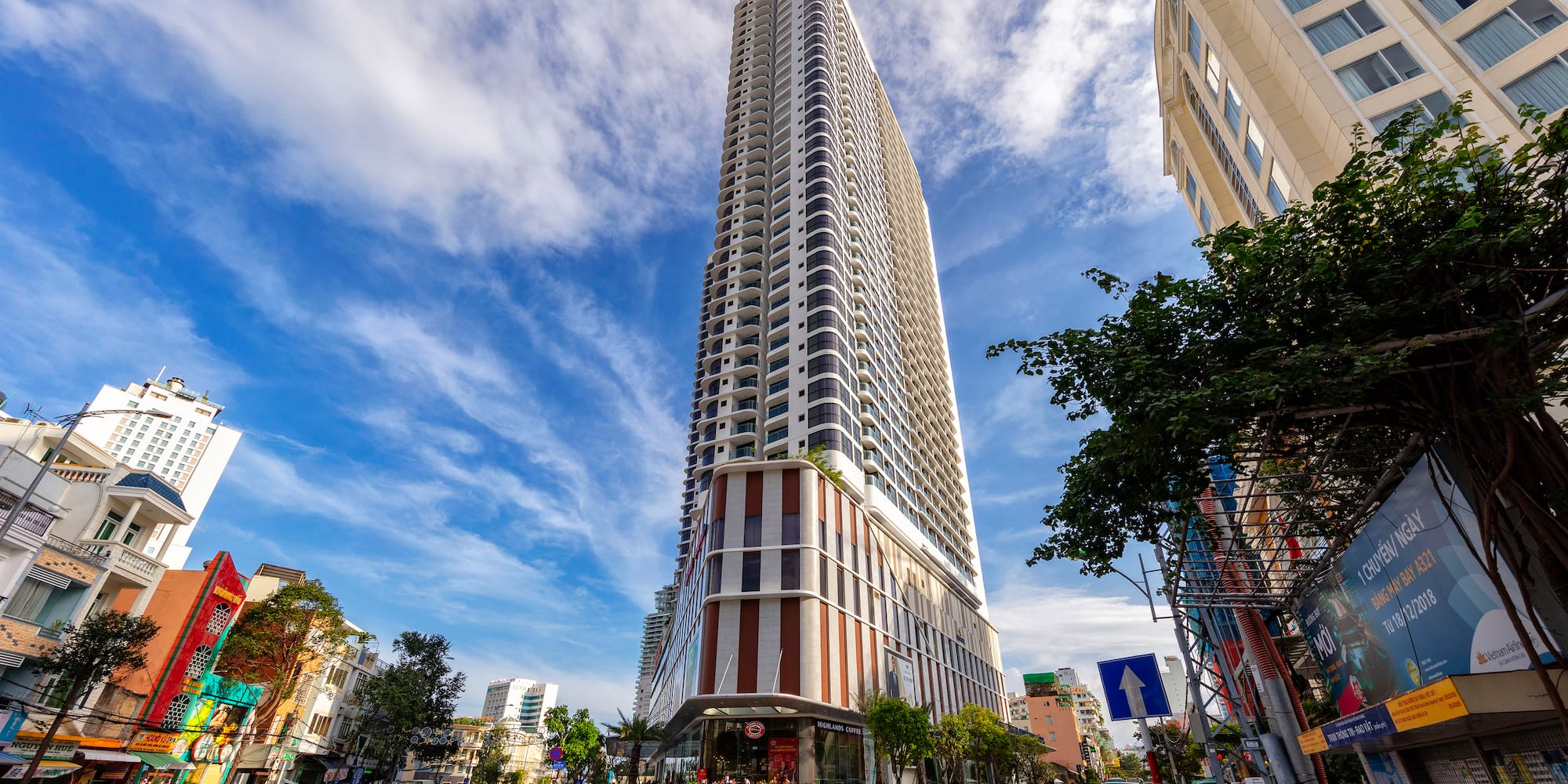 a tall building in a city