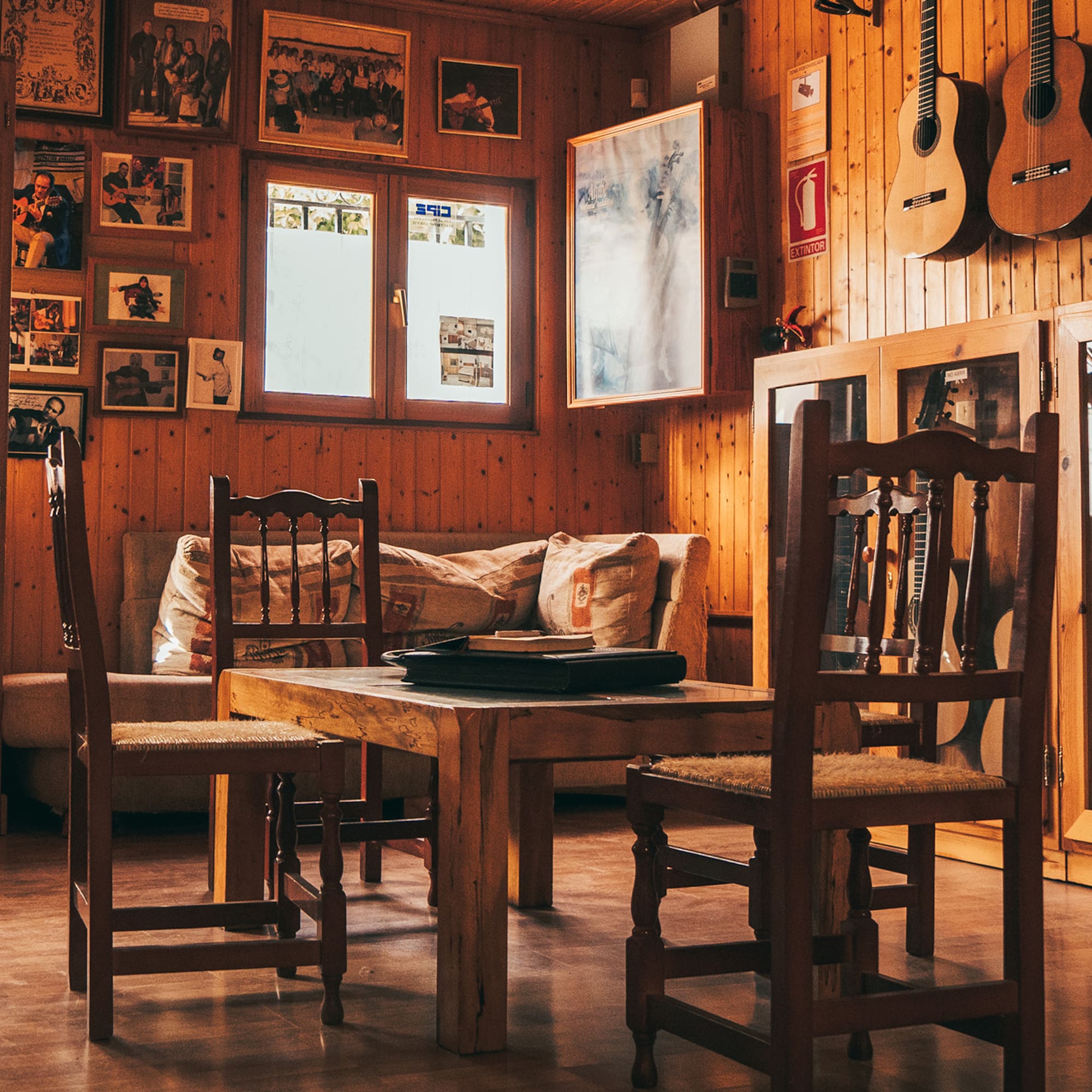 a room with a table and chairs