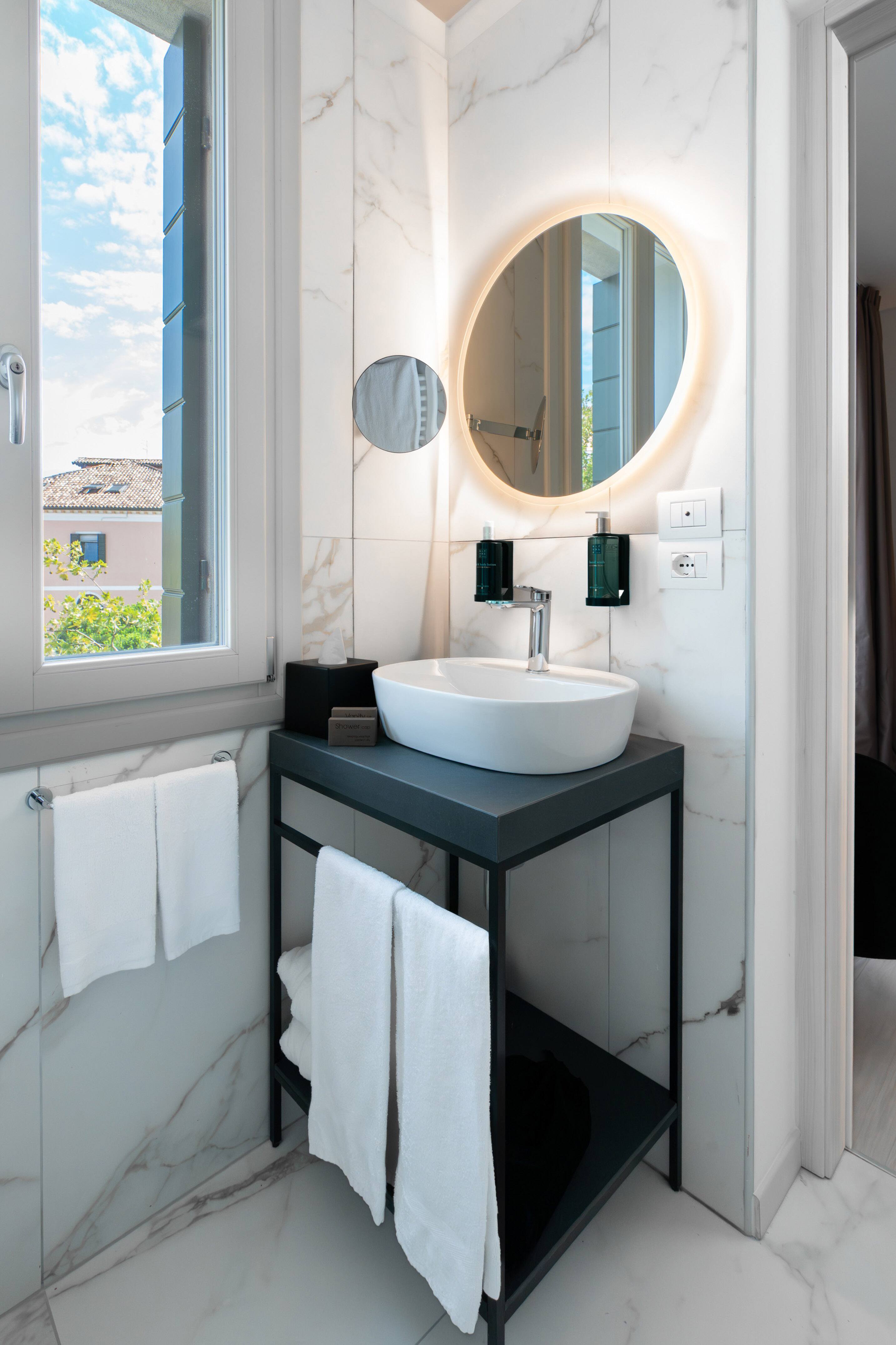 Rooms in Meliá Venezia Lido | Melia.com