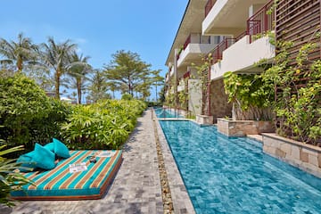 a pool with a blanket and a blanket on it