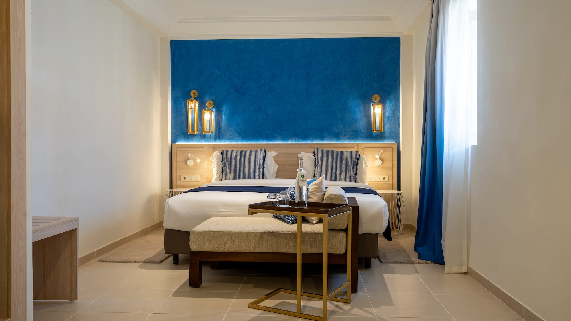 a room with a bed and a table