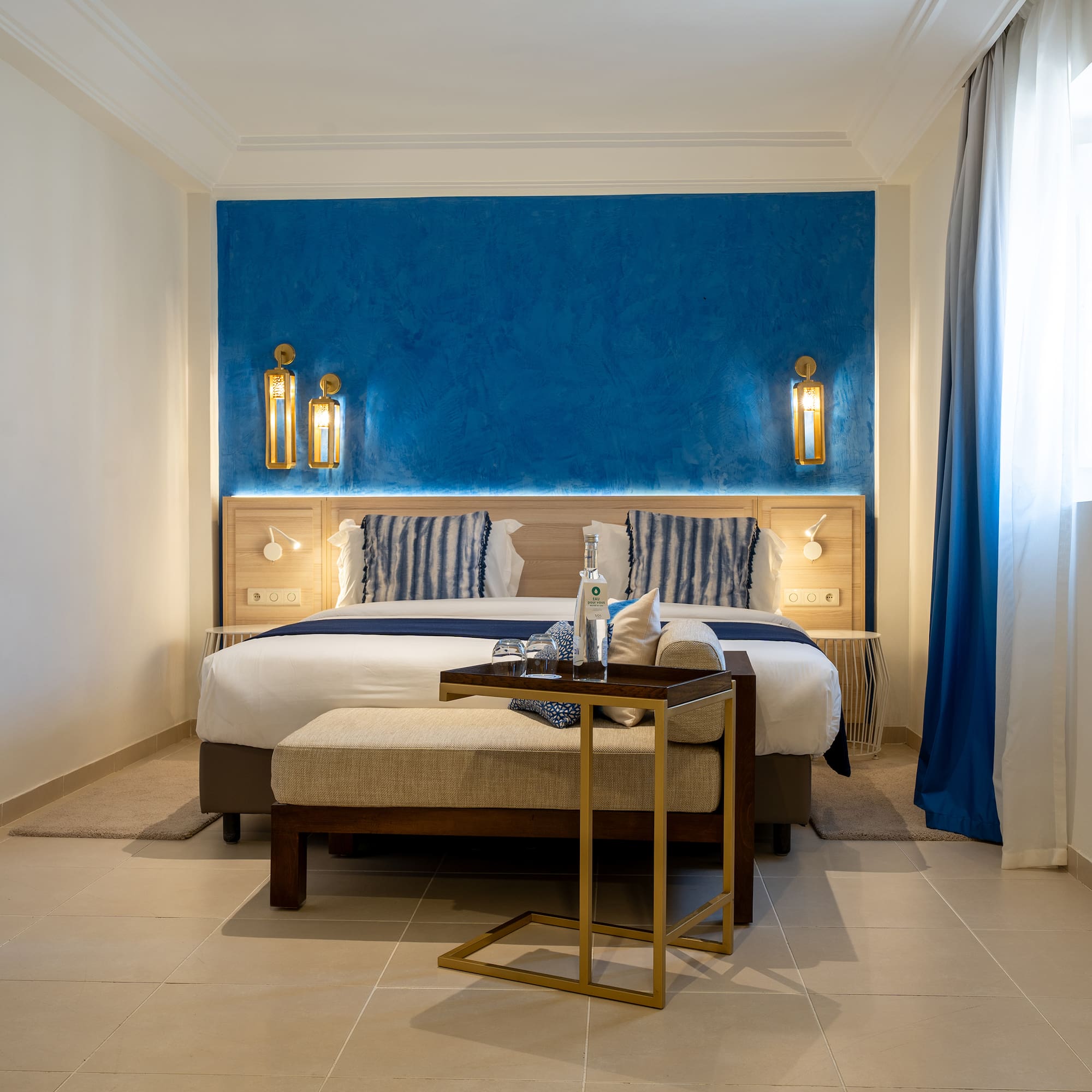 a room with a bed and a table