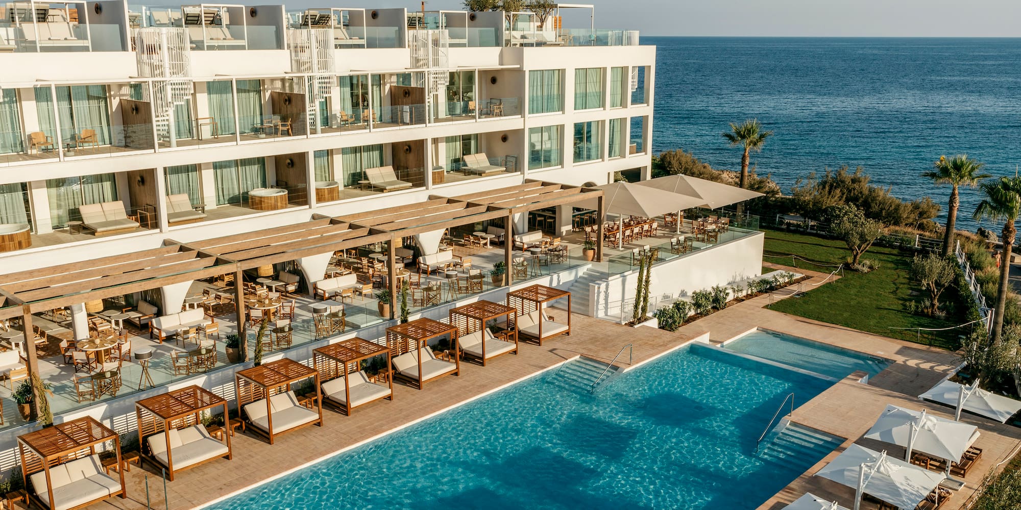 a swimming pool next to a building